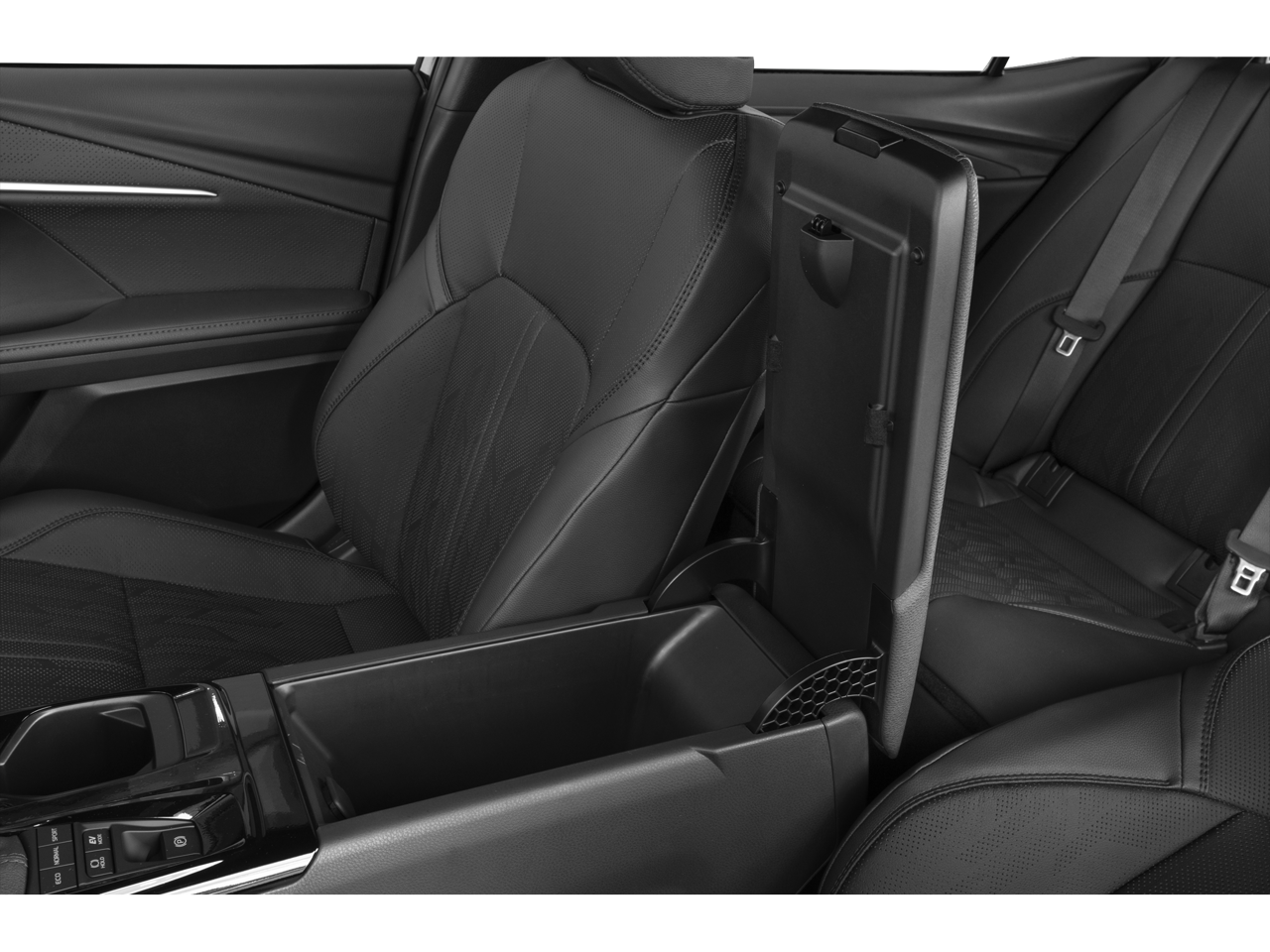 2025 Toyota Camry SE - Photo 13