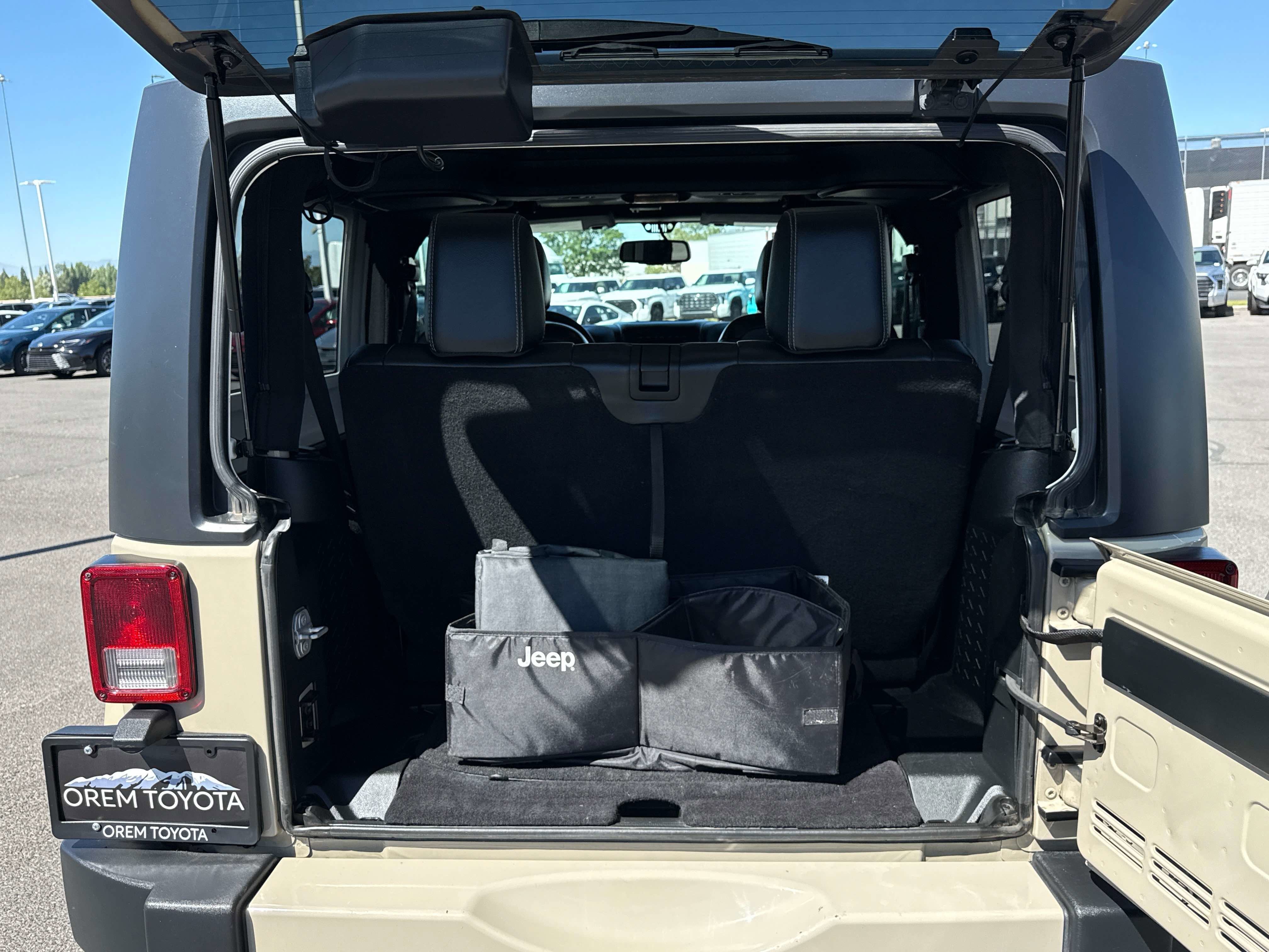 2018 Jeep Wrangler JK Sahara