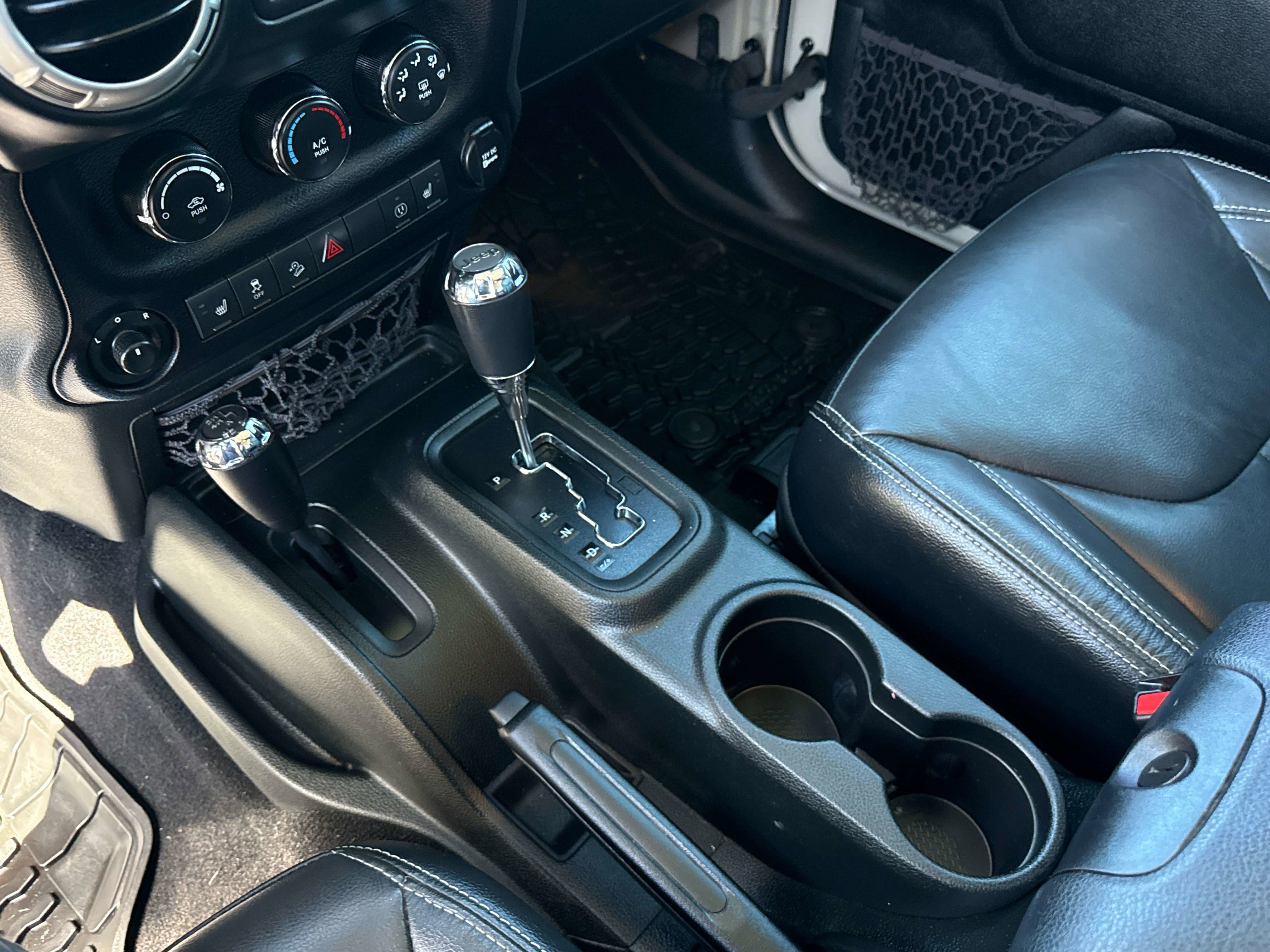 2018 Jeep Wrangler JK Sahara