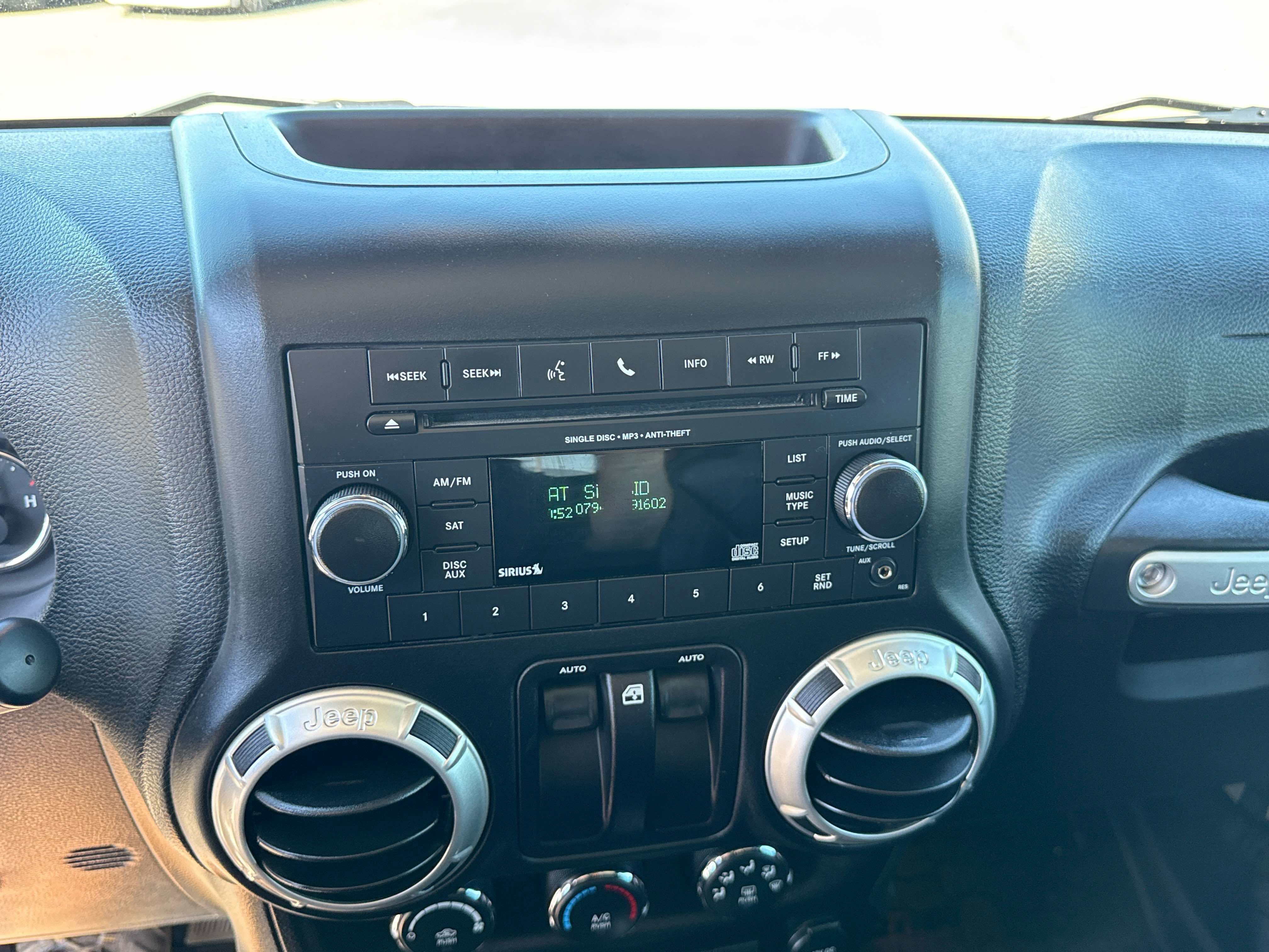 2018 Jeep Wrangler JK Sahara