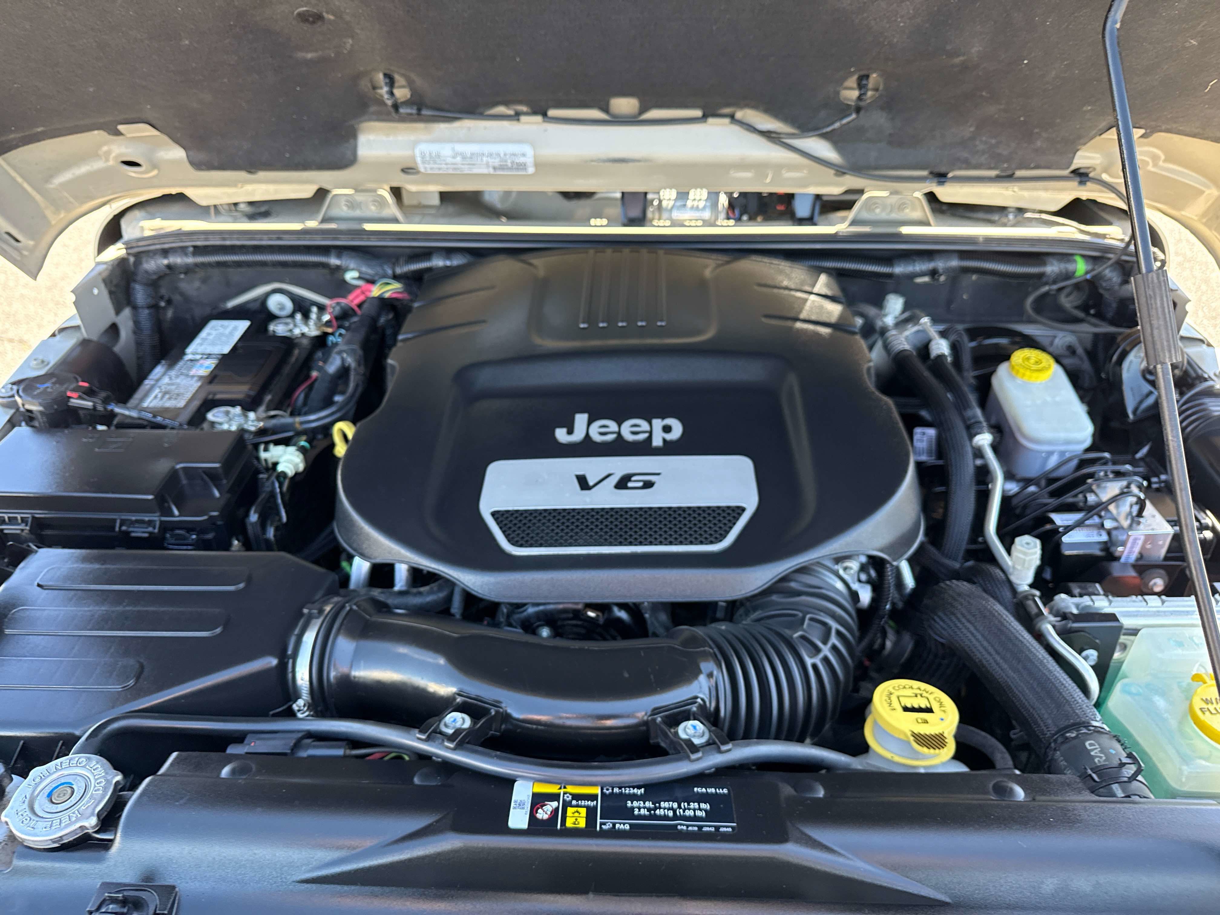 2018 Jeep Wrangler JK Sahara