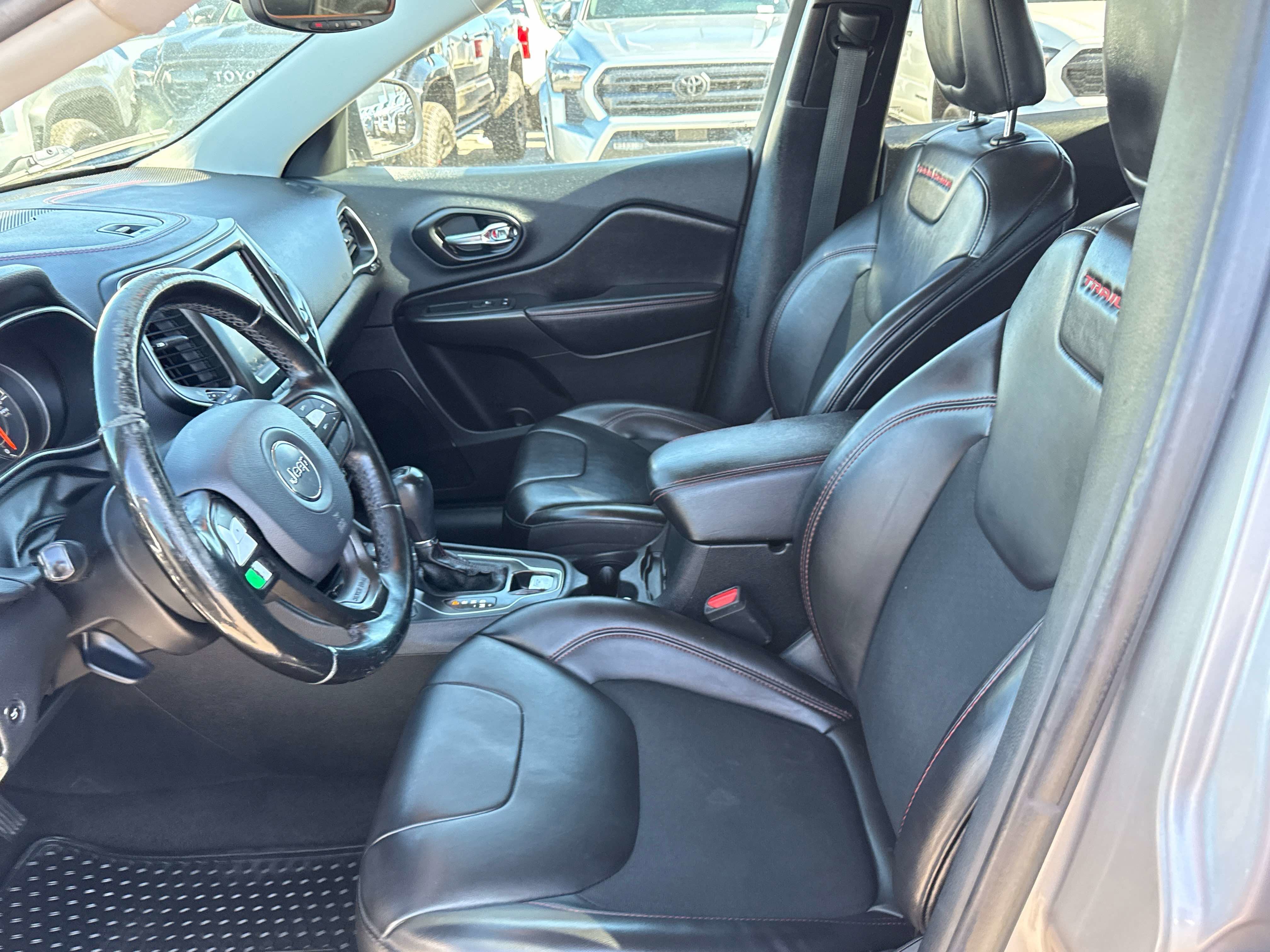 2020 Jeep Cherokee Trailhawk