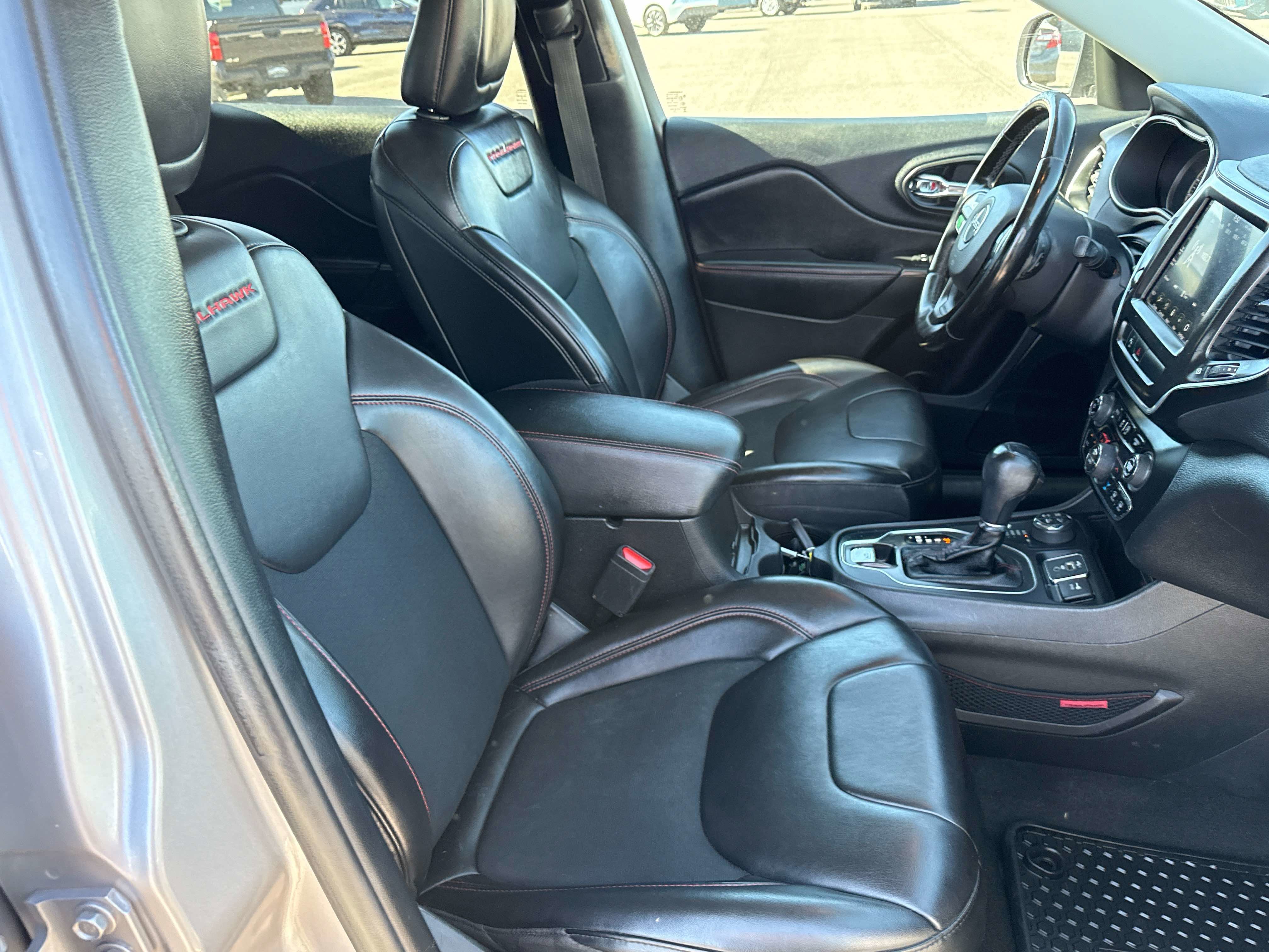 2020 Jeep Cherokee Trailhawk
