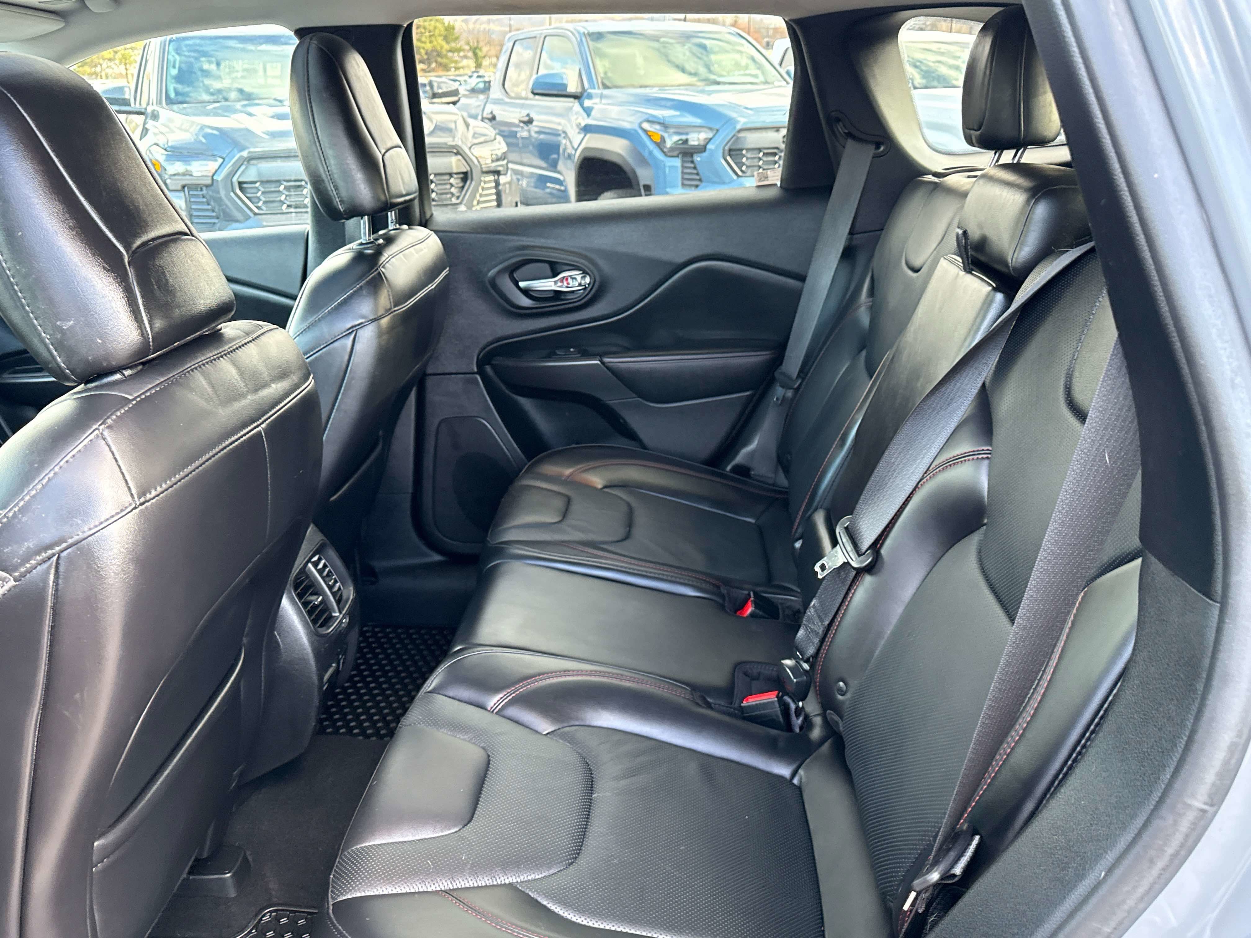 2019 Jeep Cherokee Trailhawk Elite