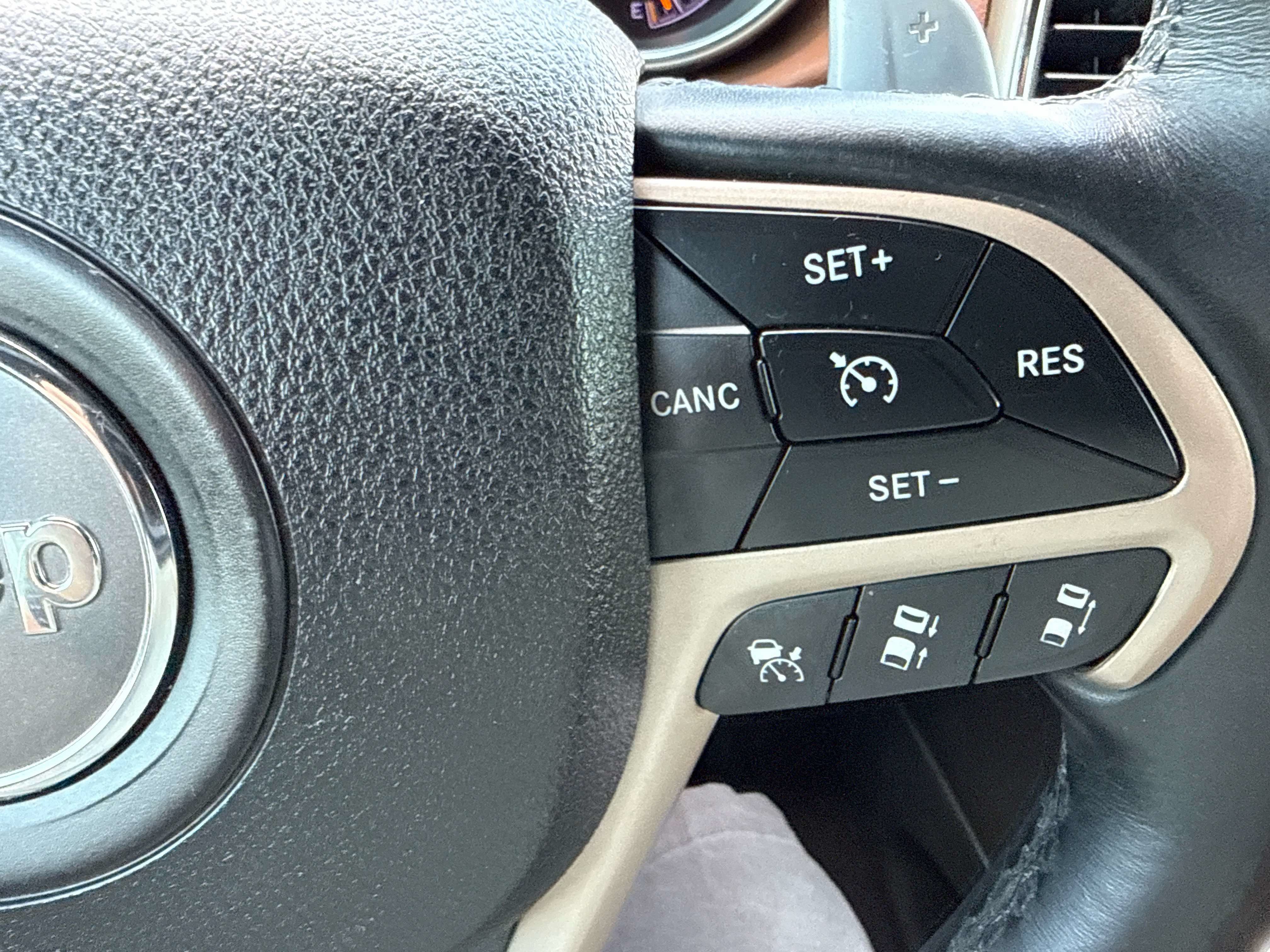 2017 Jeep Grand Cherokee Summit