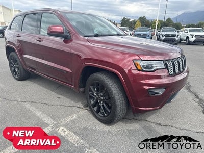 2022 Jeep Grand Cherokee Laredo X