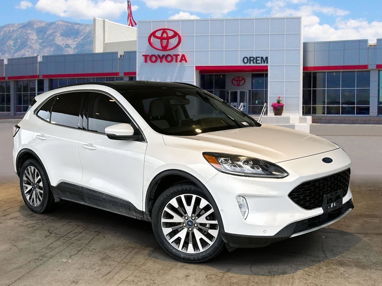 2020 Ford Escape Titanium