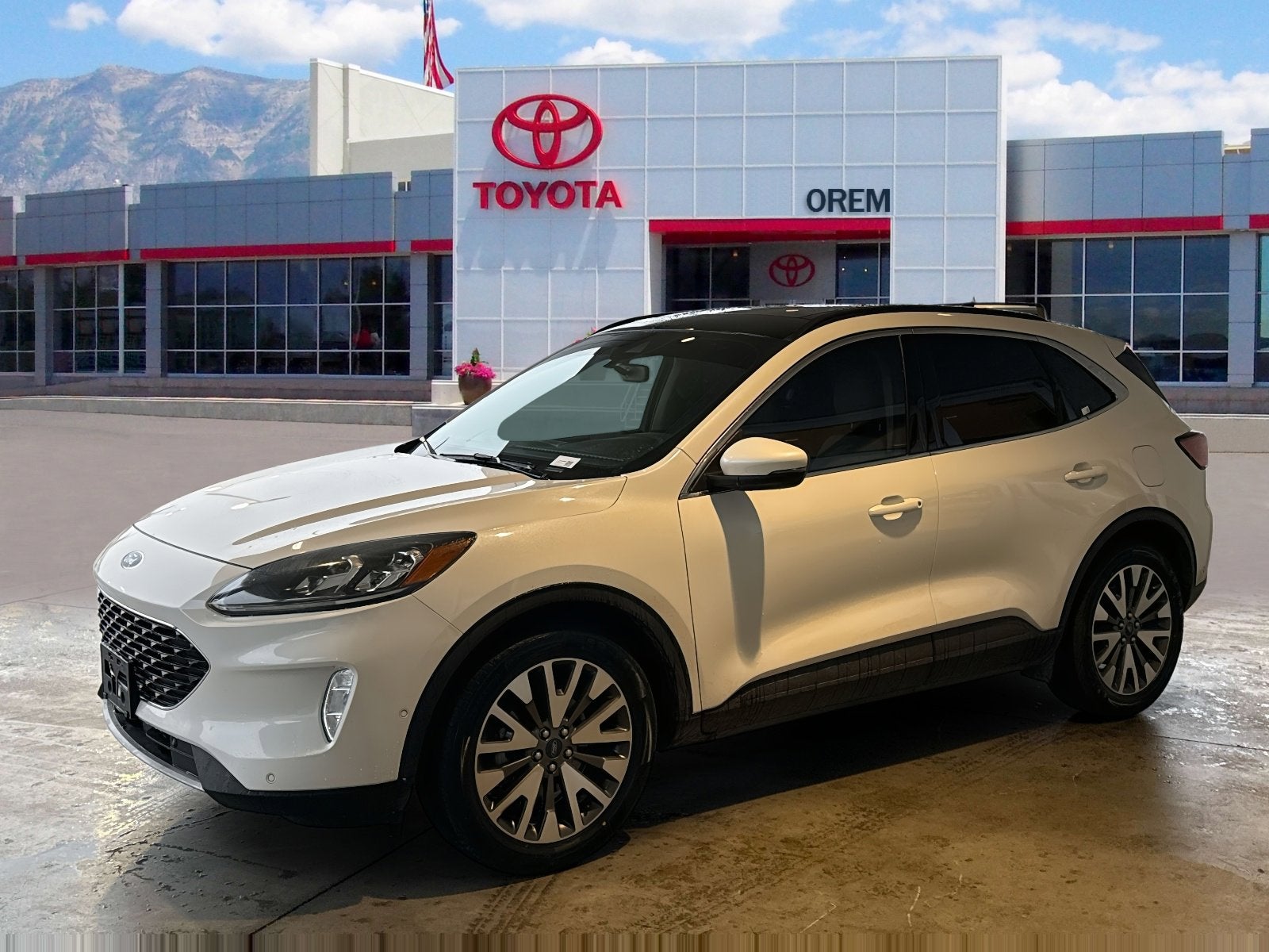 2020 Ford Escape Titanium