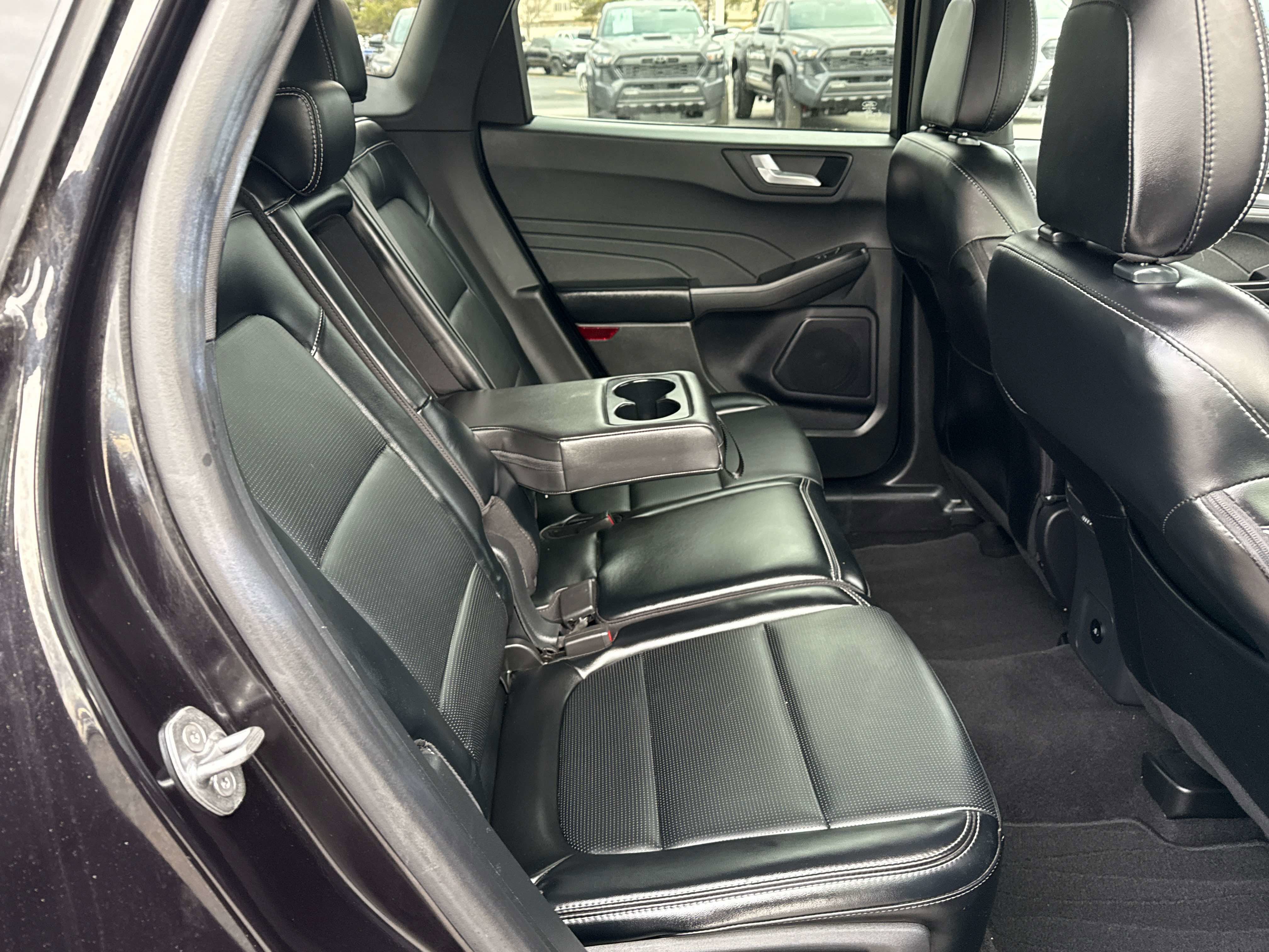 2025 Ford Escape Platinum