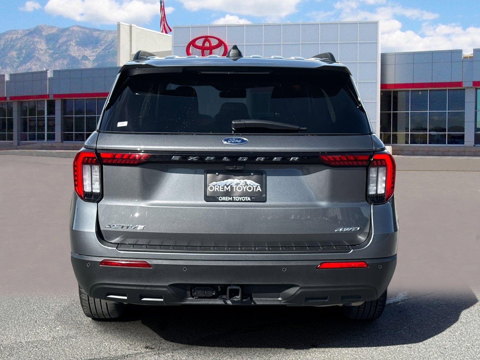 2025 Ford Explorer Active