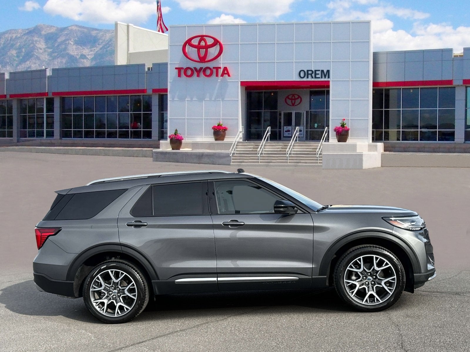 2025 Ford Explorer Platinum