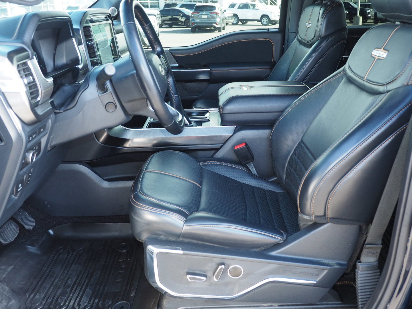 2022 Ford F-150 Platinum