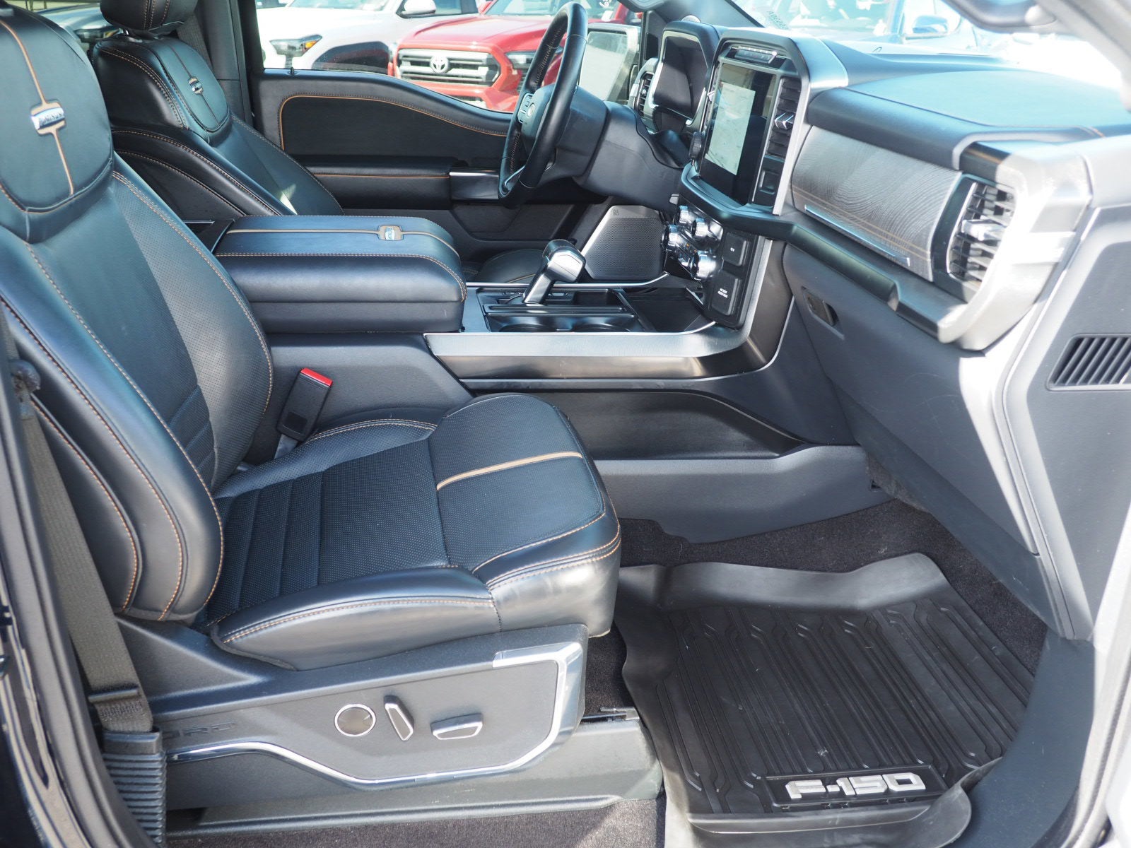 2022 Ford F-150 Platinum