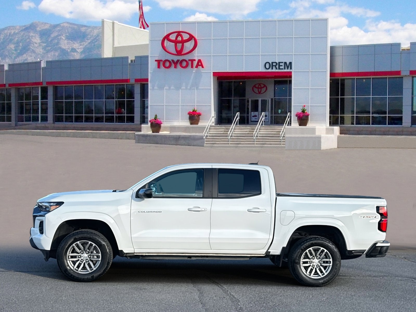 2024 Chevrolet Colorado 4WD LT