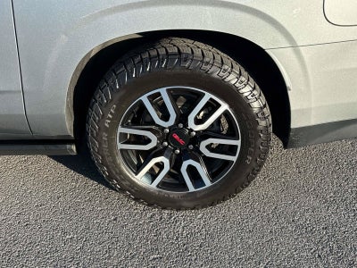 2024 GMC Yukon XL AT4