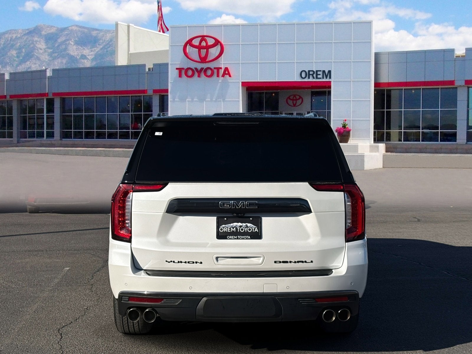 2023 GMC Yukon XL Denali Ultimate