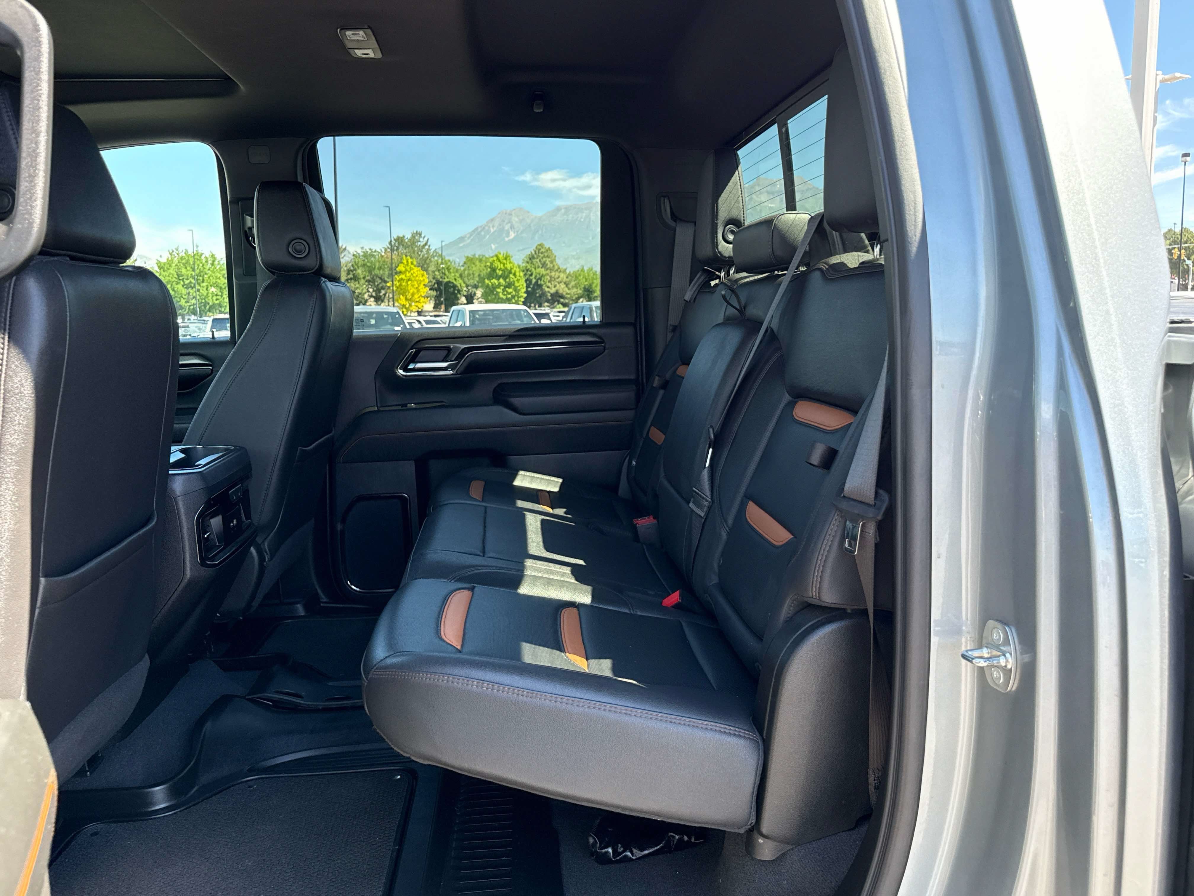 2024 GMC Sierra HD AT4