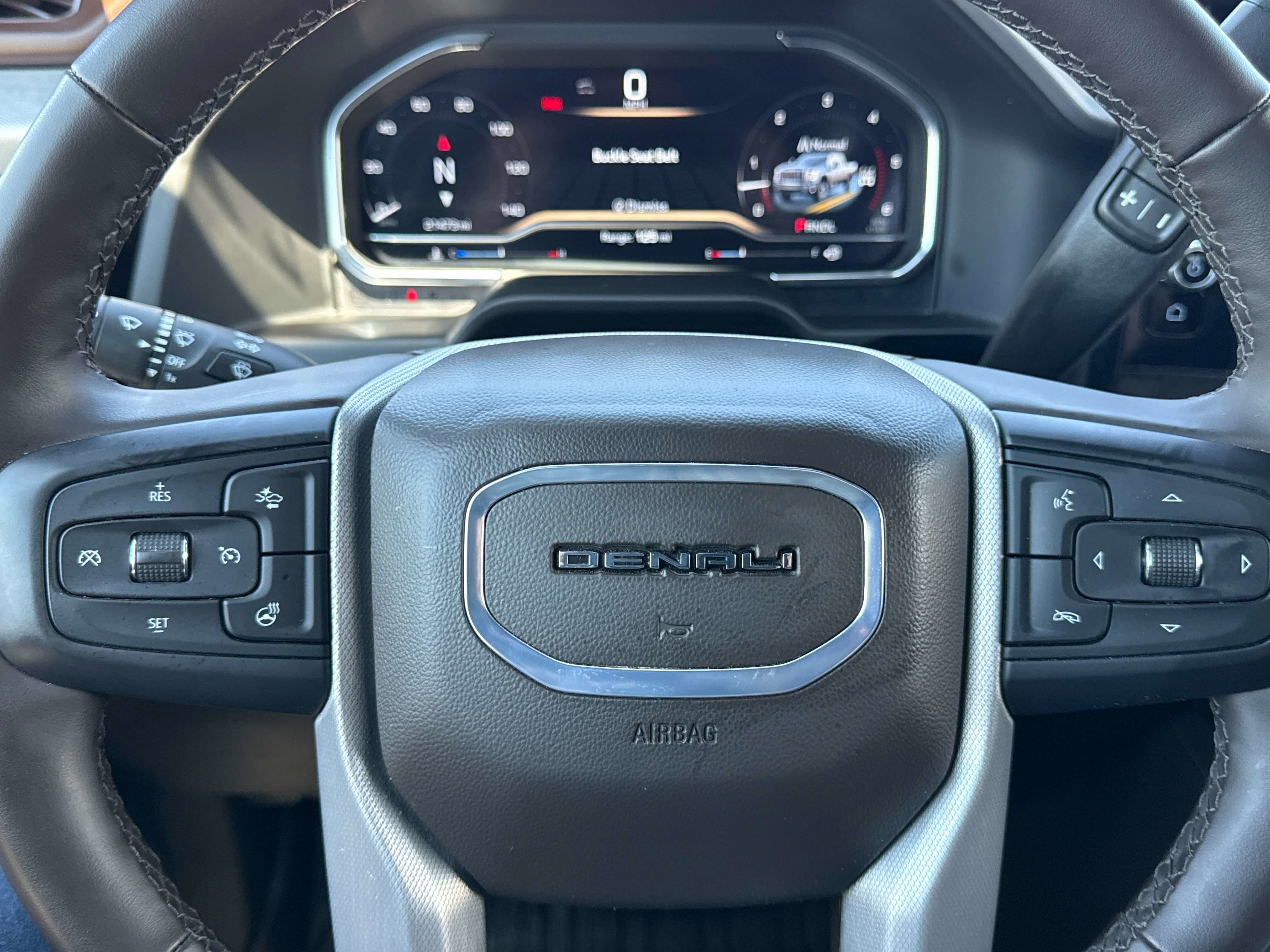 2024 GMC Sierra HD Denali