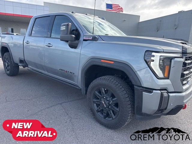 2024 GMC Sierra 4WD Crew Cab Standard Box AT4's photo