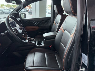 2023 GMC Canyon 4WD AT4