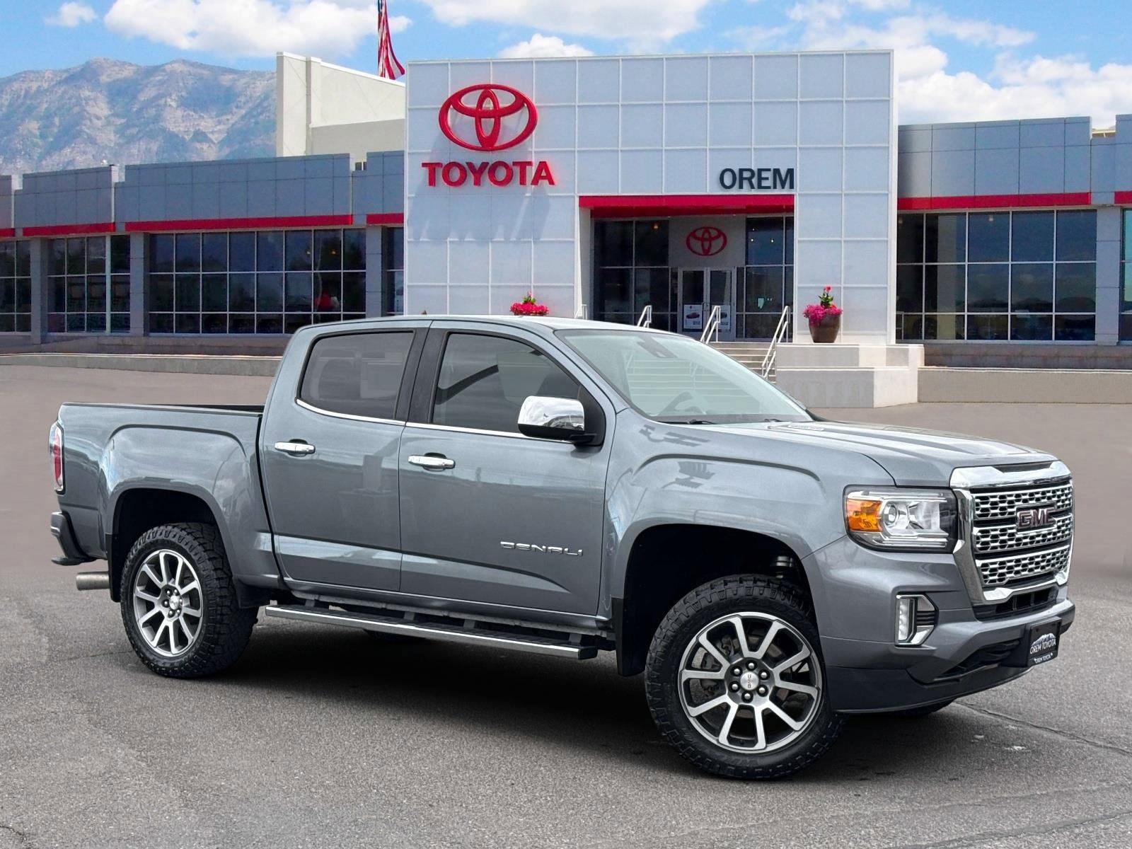 2022 GMC Canyon 4WD Denali Crew Cab Short Box's photo
