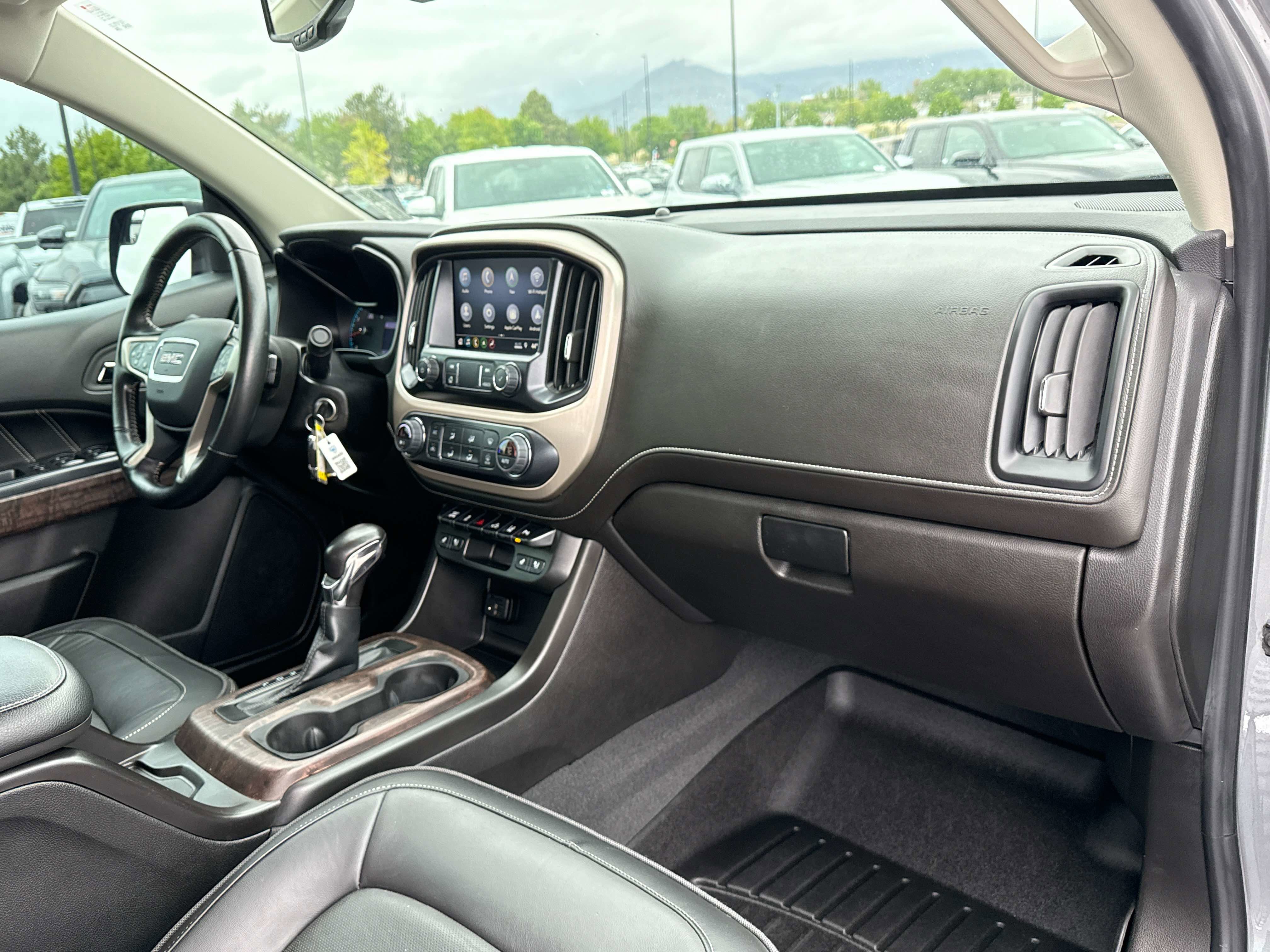 2022 GMC Canyon 4WD Denali