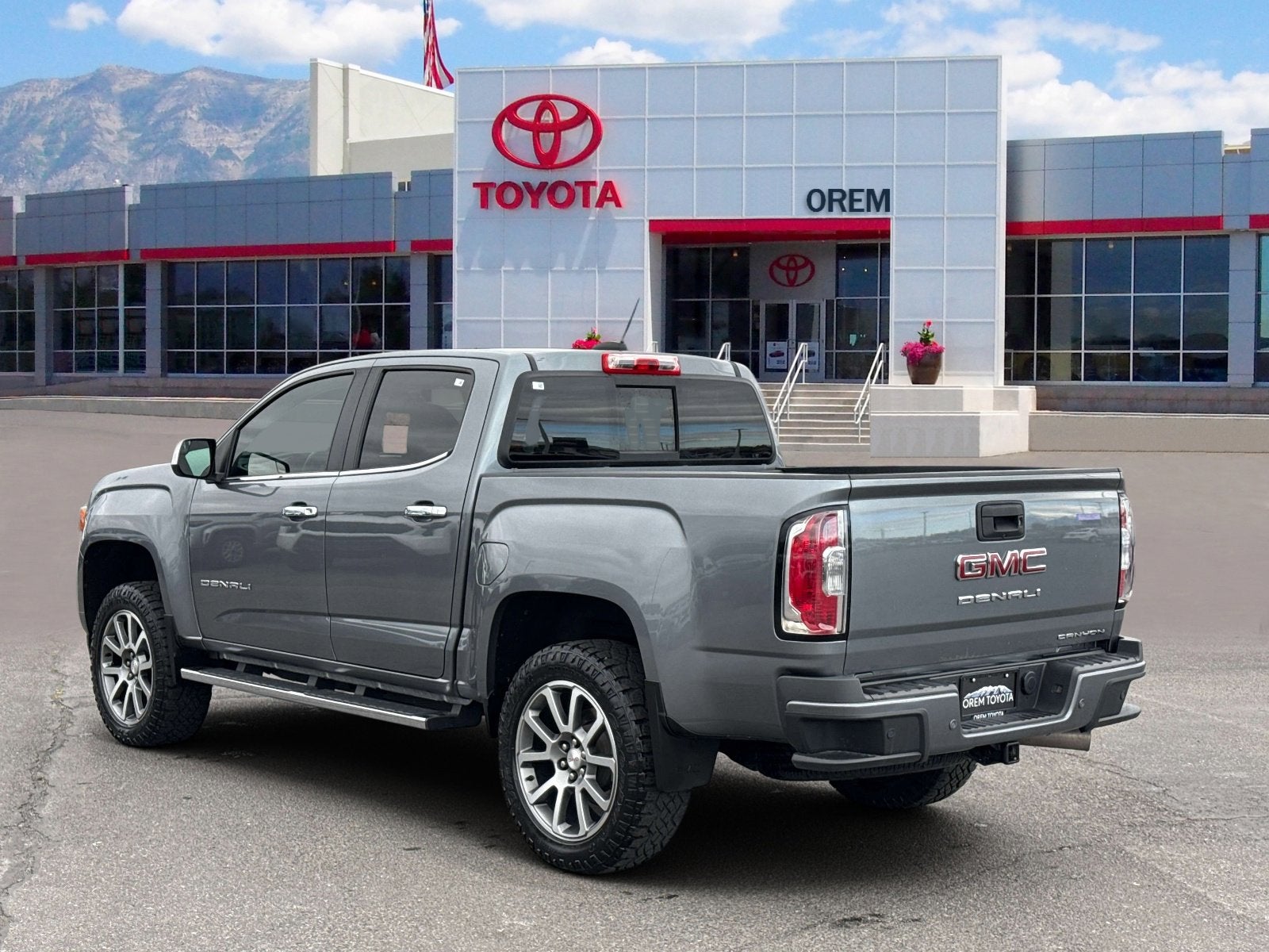 2022 GMC Canyon 4WD Denali