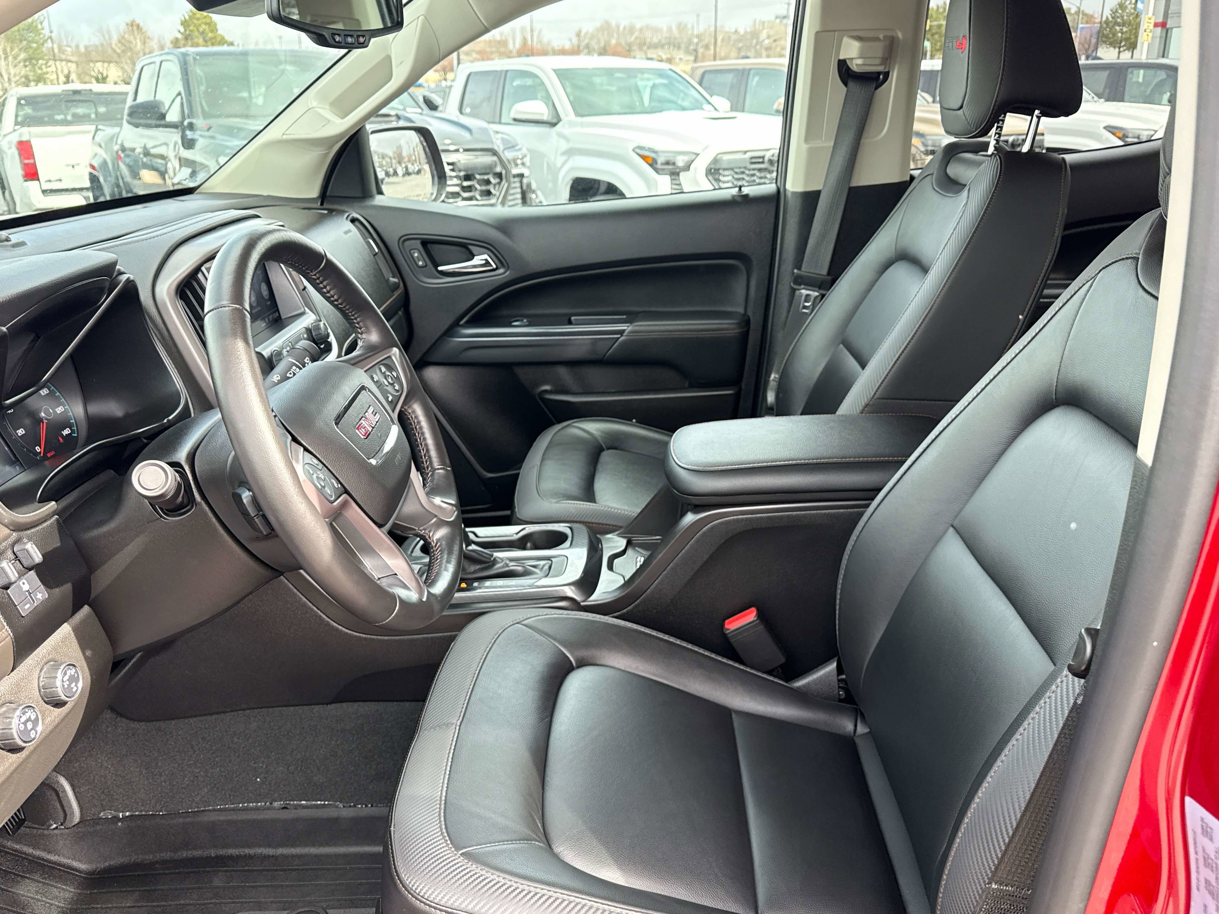 2021 GMC Canyon 4WD AT4 w/Leather