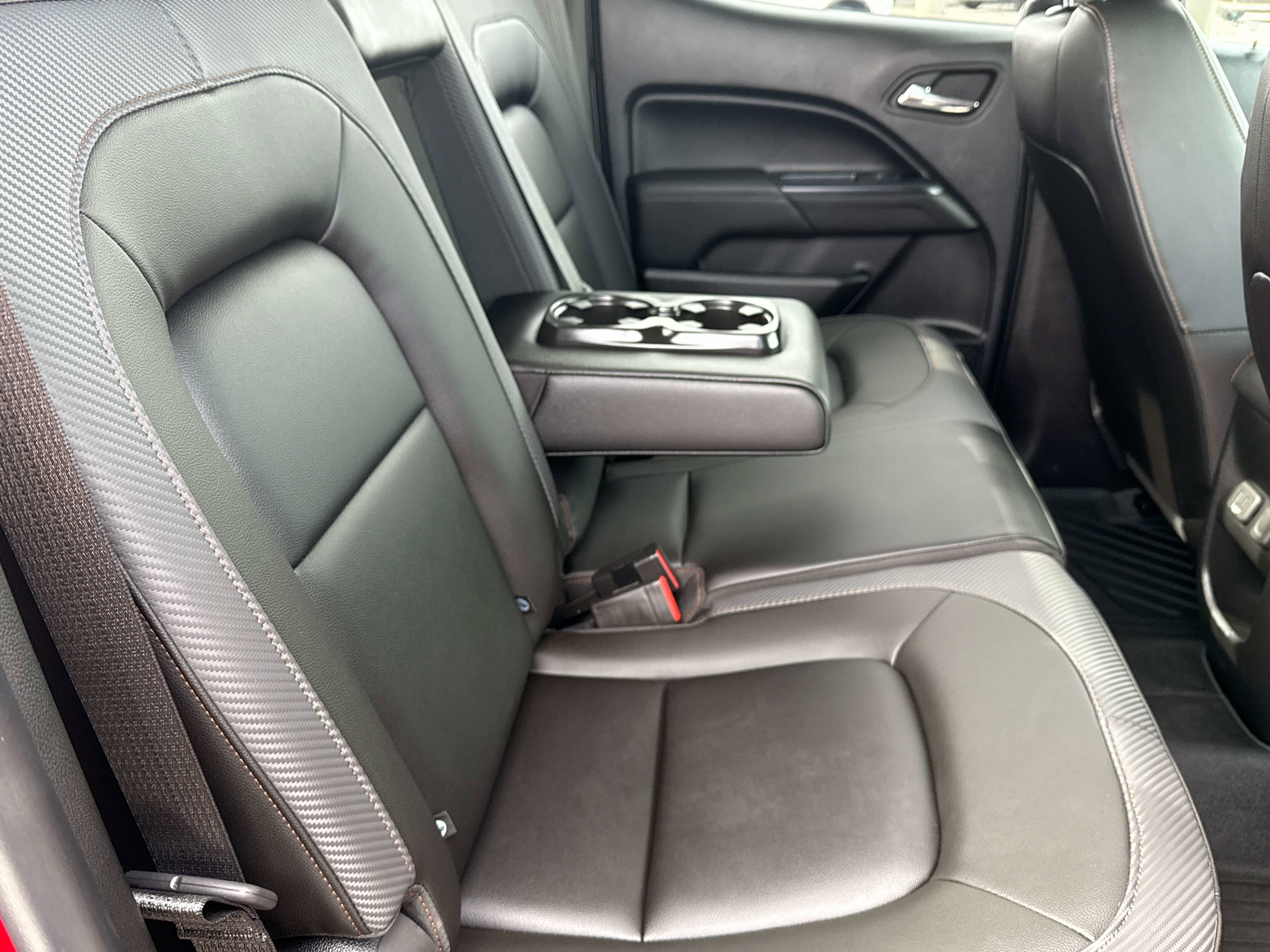 2021 GMC Canyon 4WD AT4 w/Leather