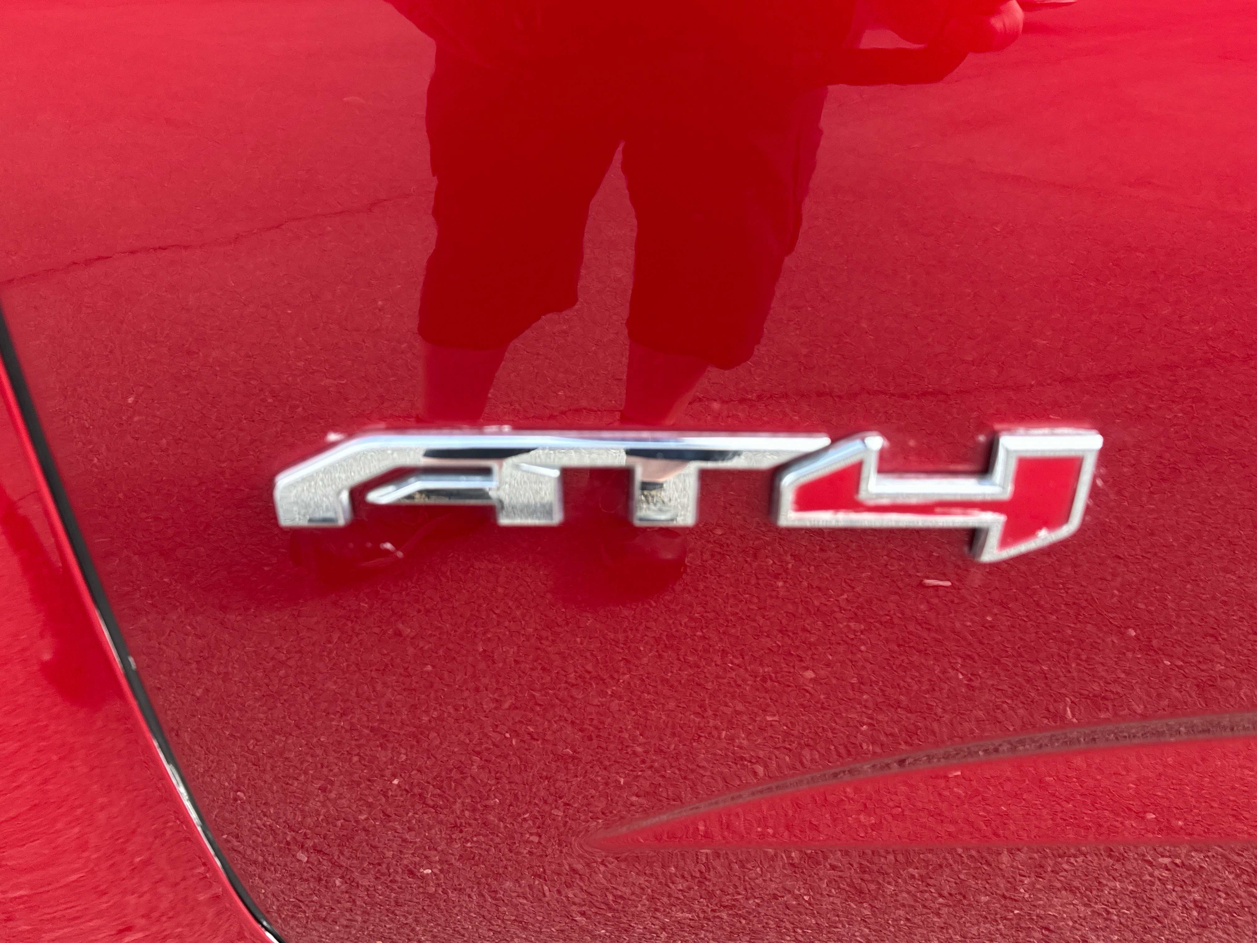 2021 GMC Canyon 4WD AT4 w/Leather