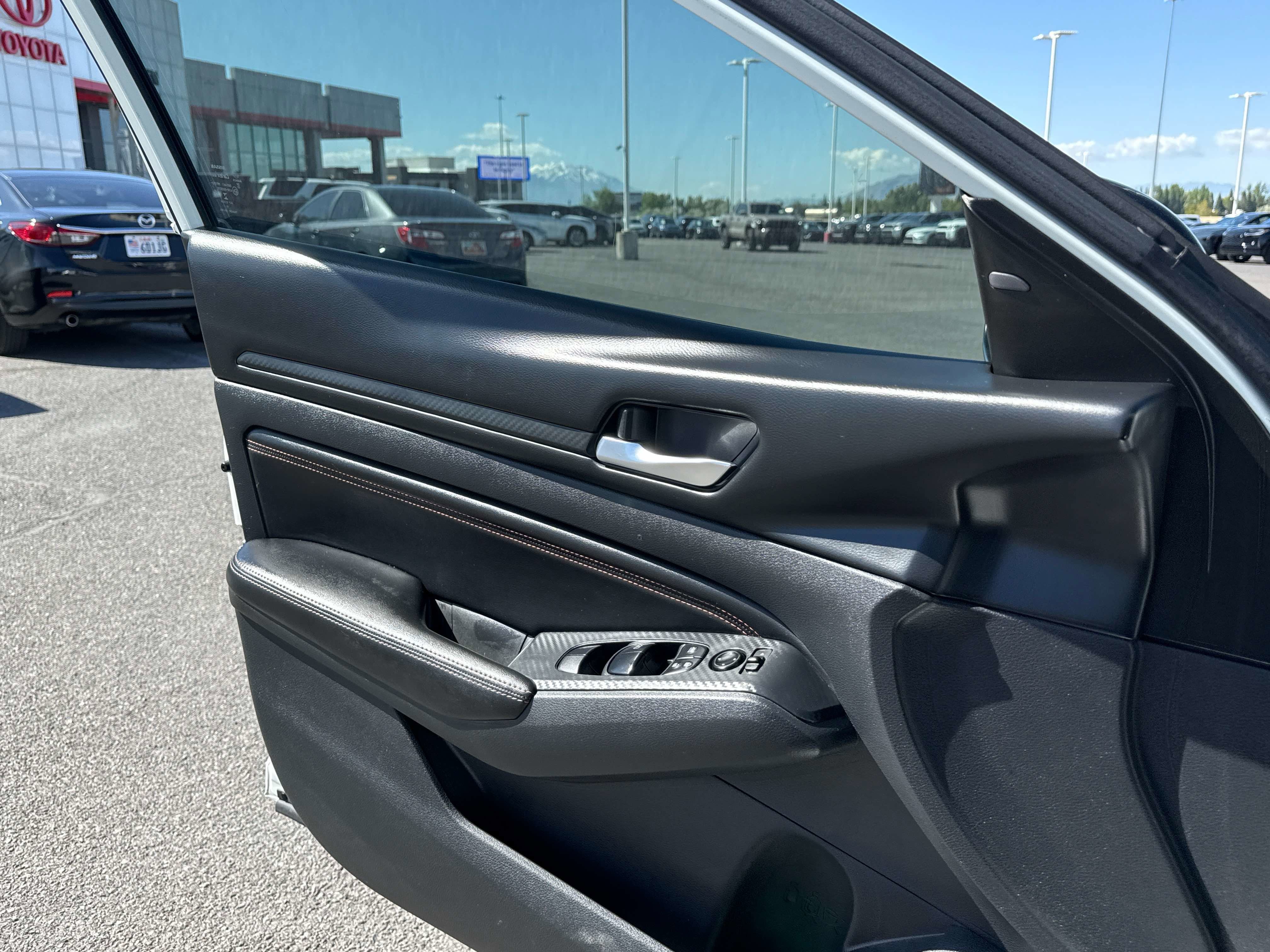 2020 Nissan Altima 2.0 SR