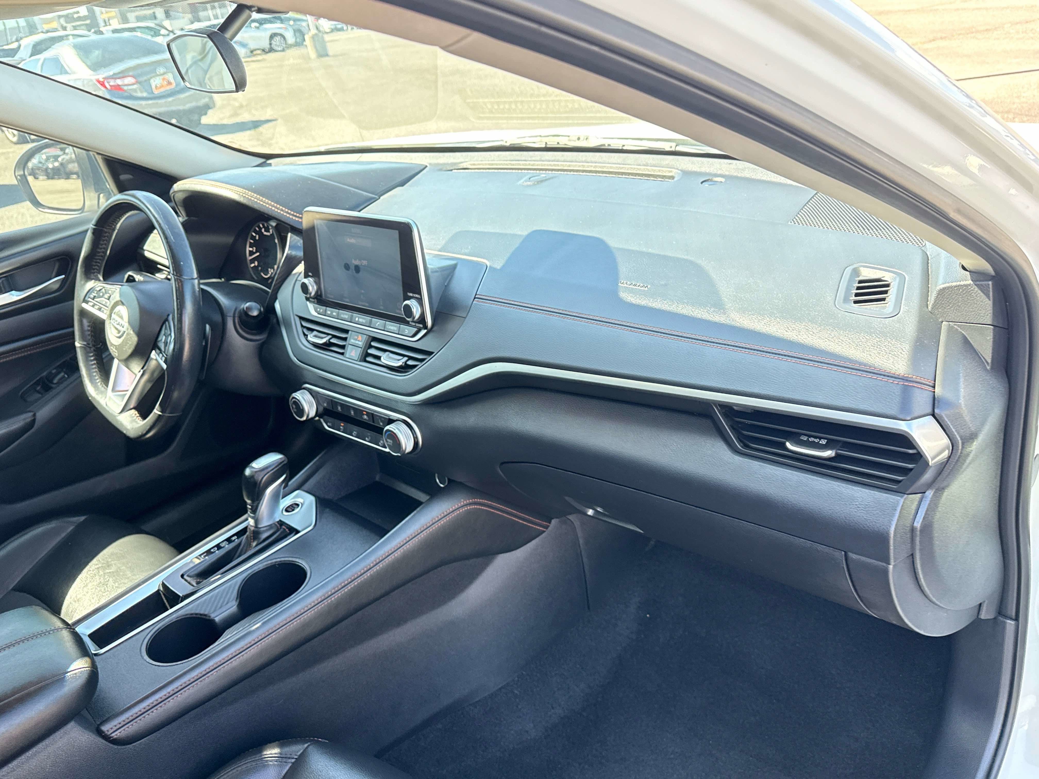 2020 Nissan Altima 2.0 SR