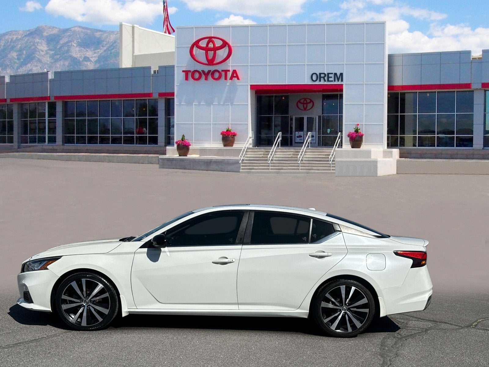 2020 Nissan Altima 2.0 SR