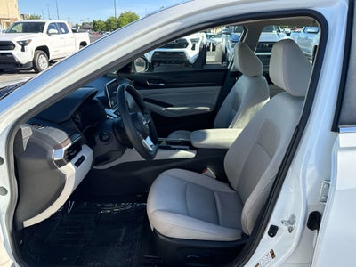 2024 Nissan Altima 2.5 SV