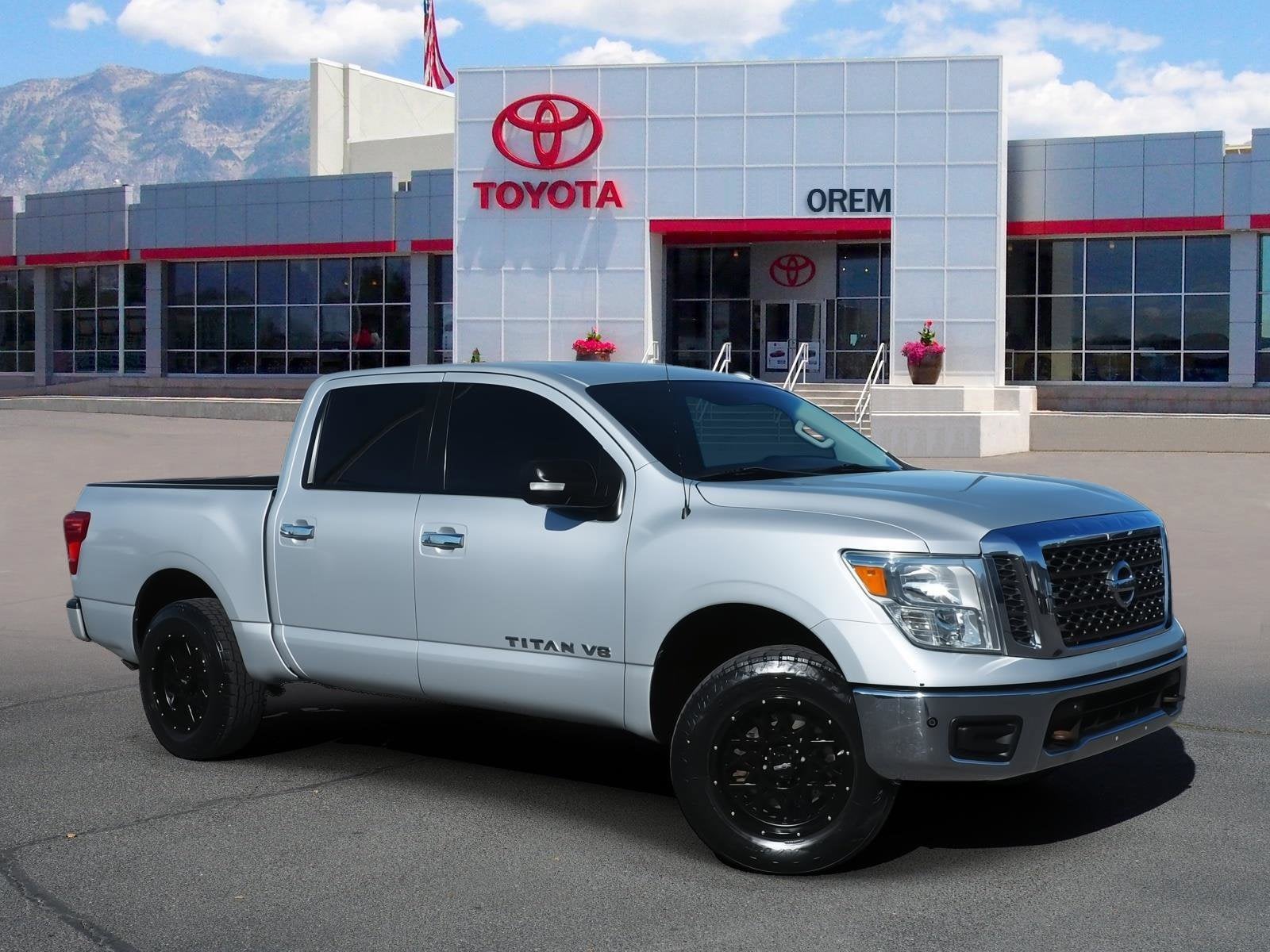 2018 Nissan Titan SV