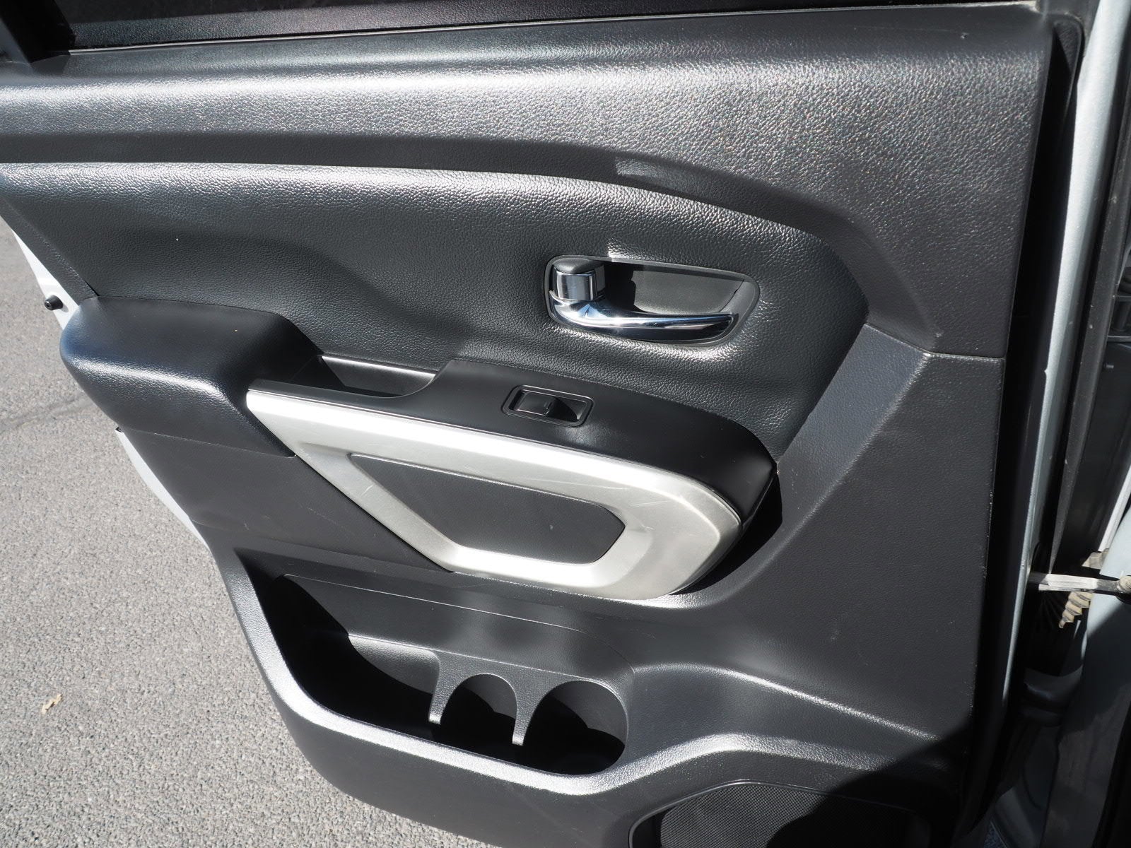 2018 Nissan Titan SV