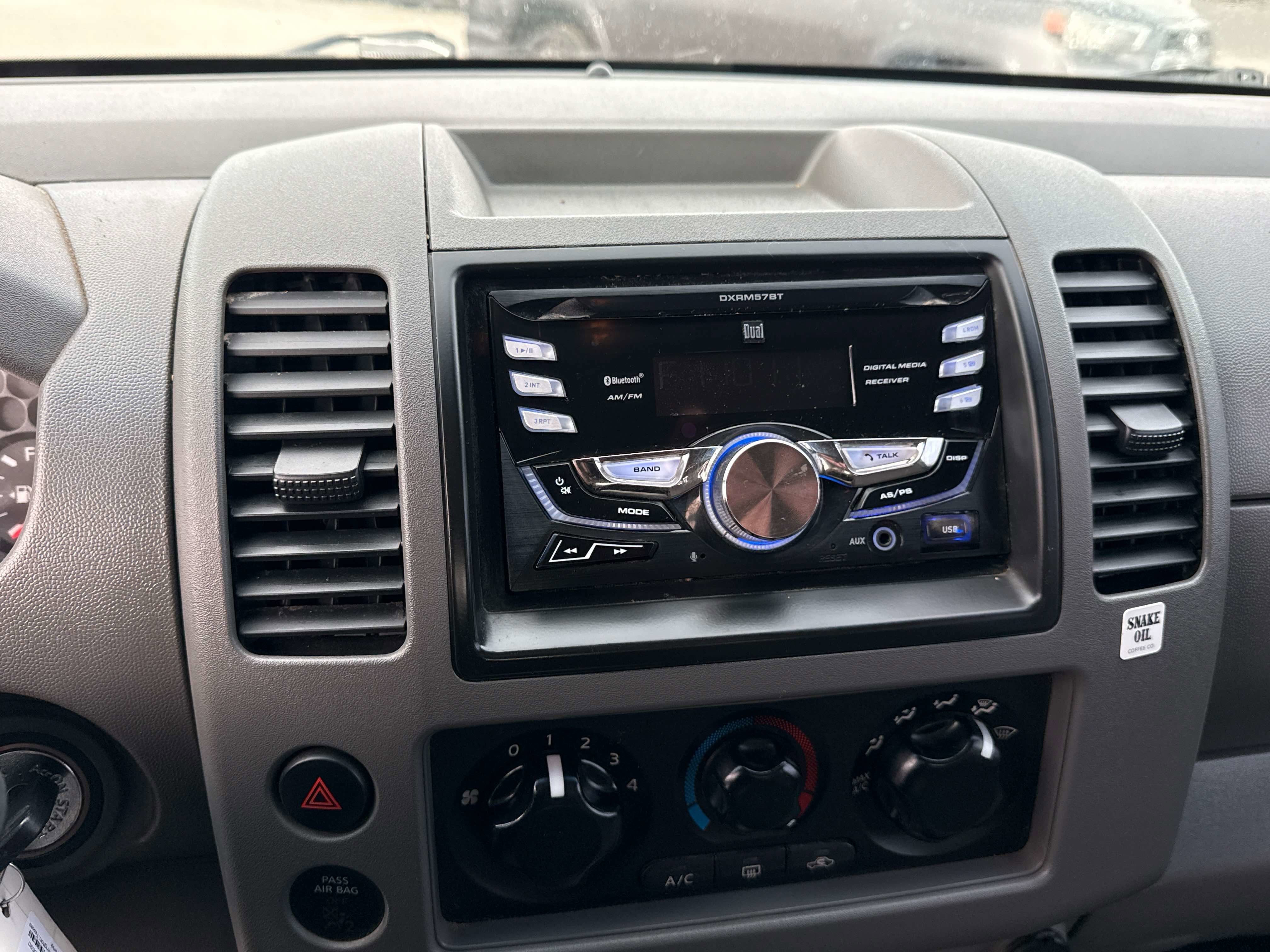 2005 Nissan Frontier SE