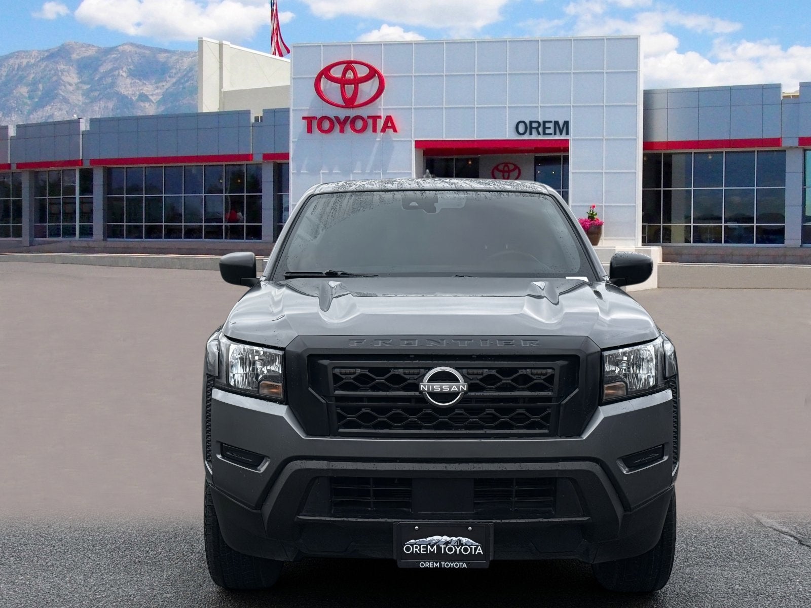 2022 Nissan Frontier S