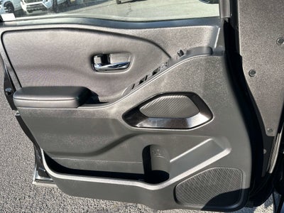 2023 Nissan Frontier SV