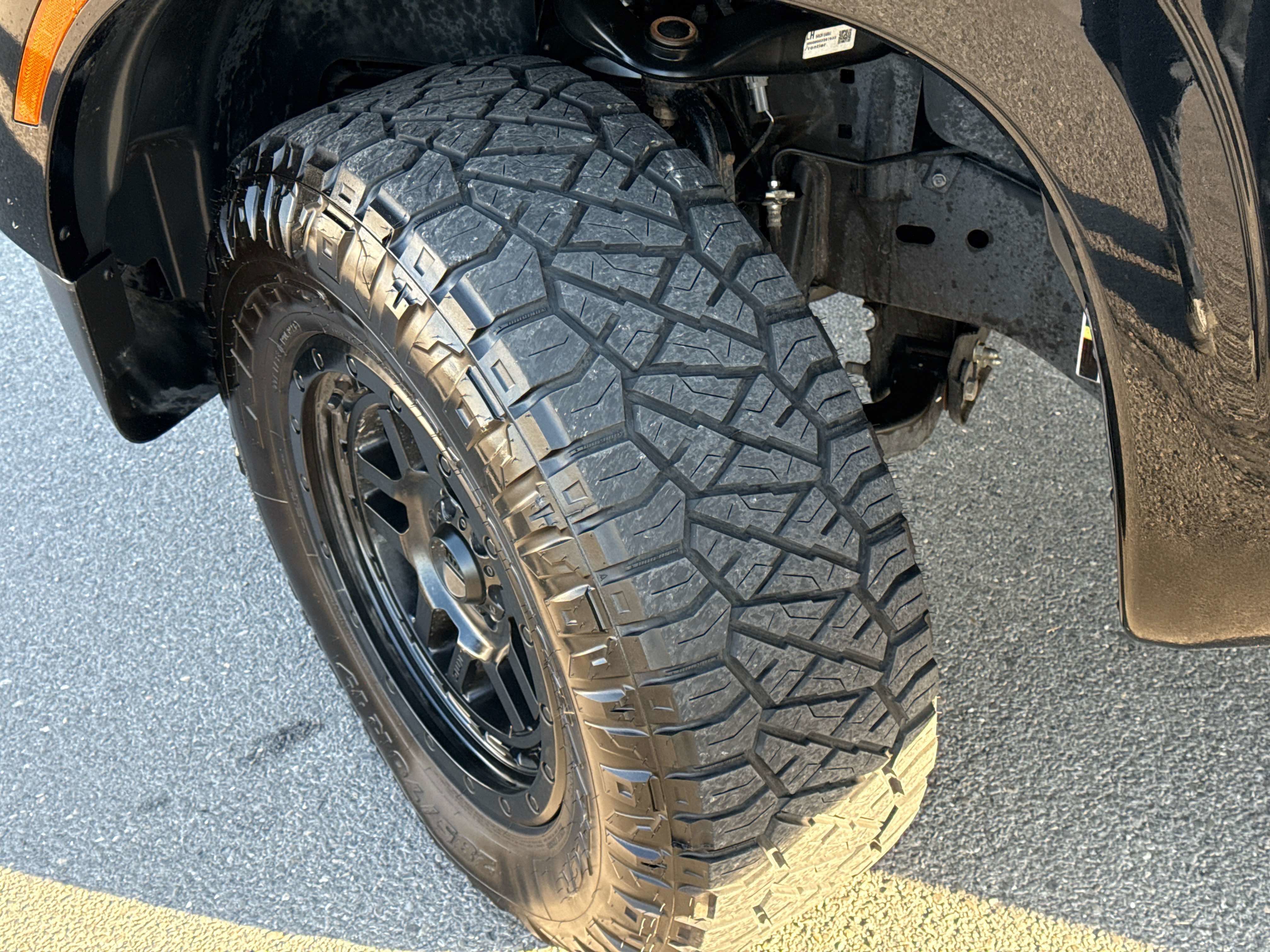 2023 Nissan Frontier SV