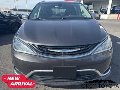 2018 Chrysler Pacifica Hybrid Limited