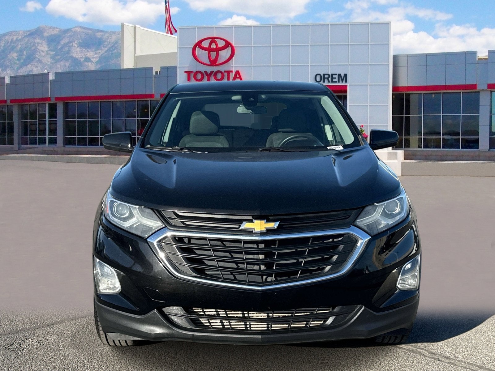 Used 2020 Chevrolet Equinox LT with VIN 2GNAXUEV9L6221000 for sale in Orem, UT