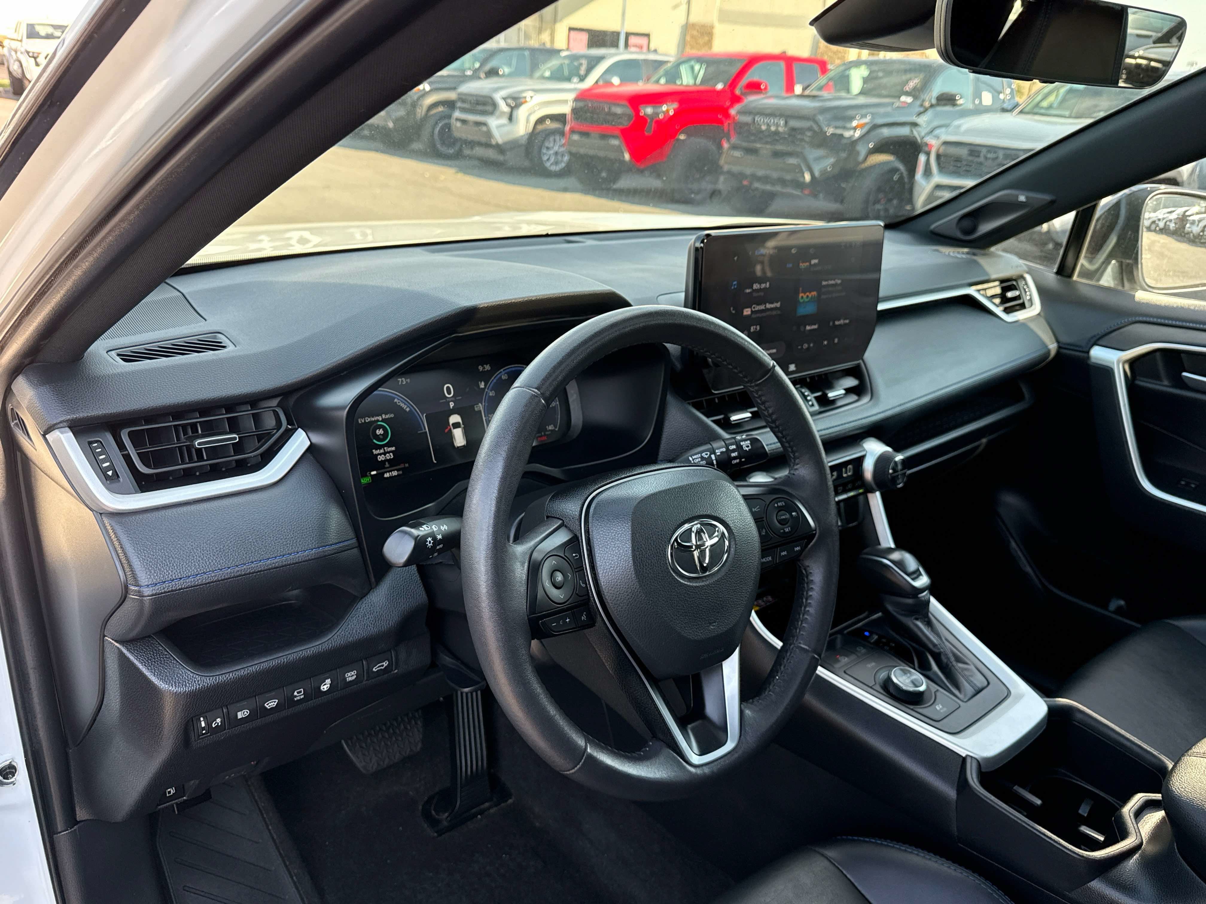 2023 Toyota RAV4 XSE - Photo 10