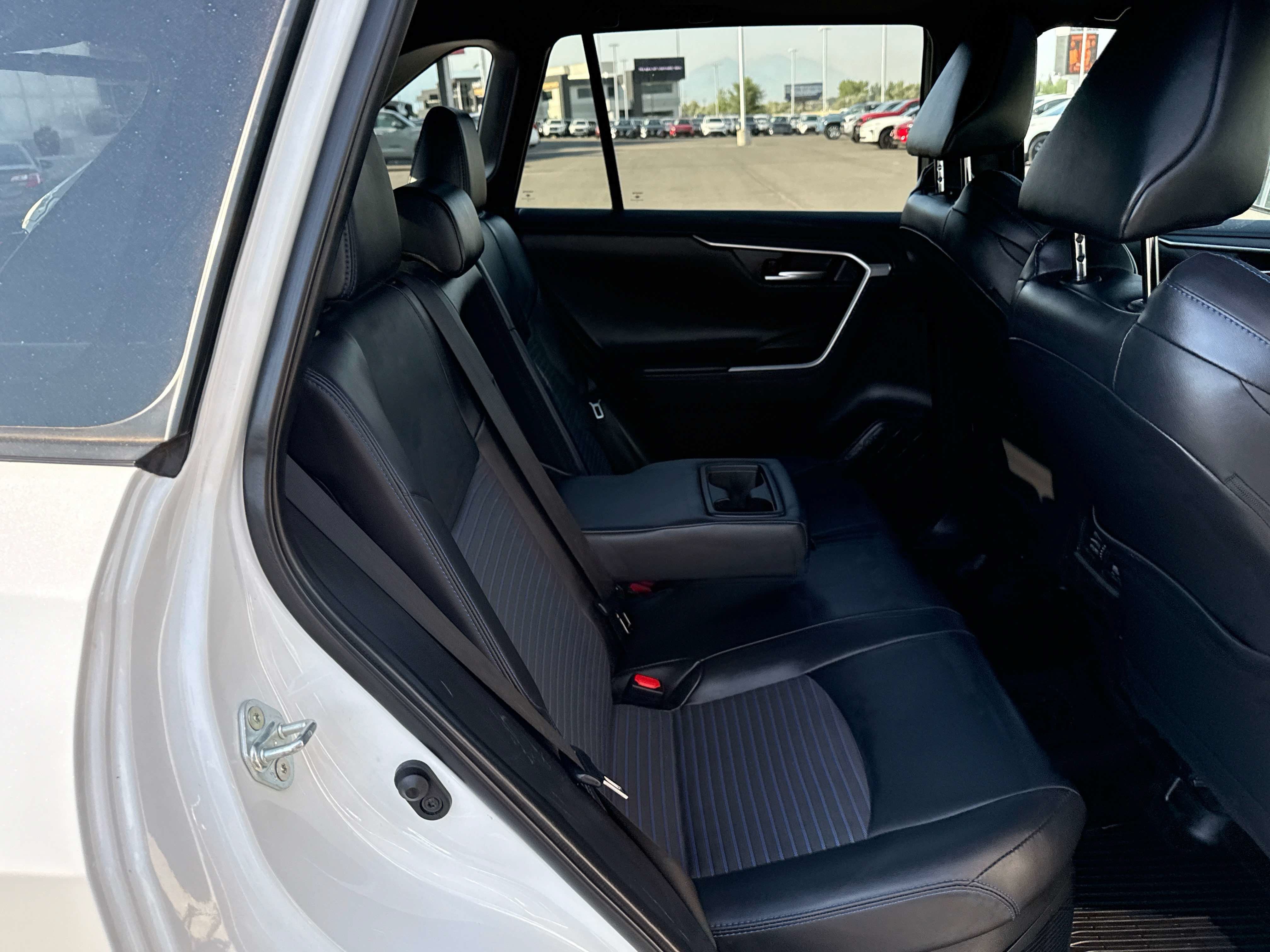 2023 Toyota RAV4 XSE - Photo 16