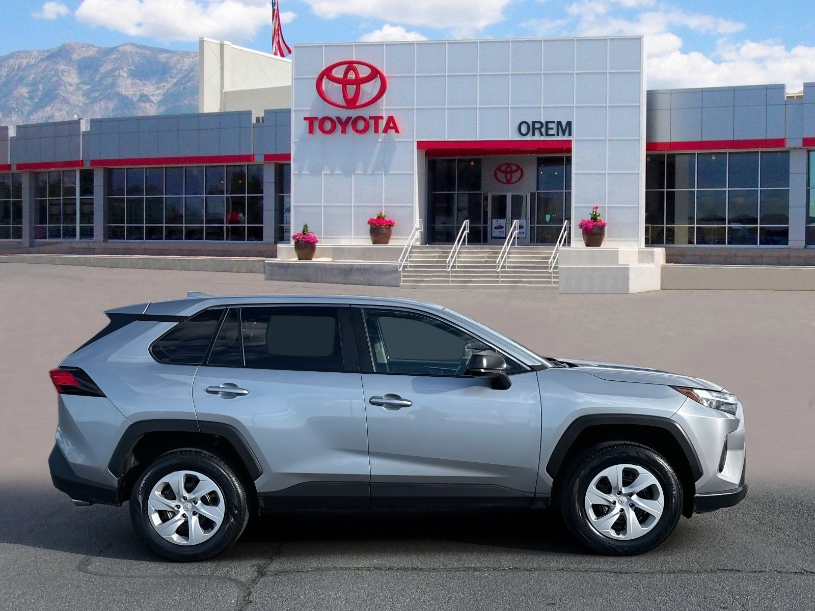 2024 Toyota RAV4 LE
