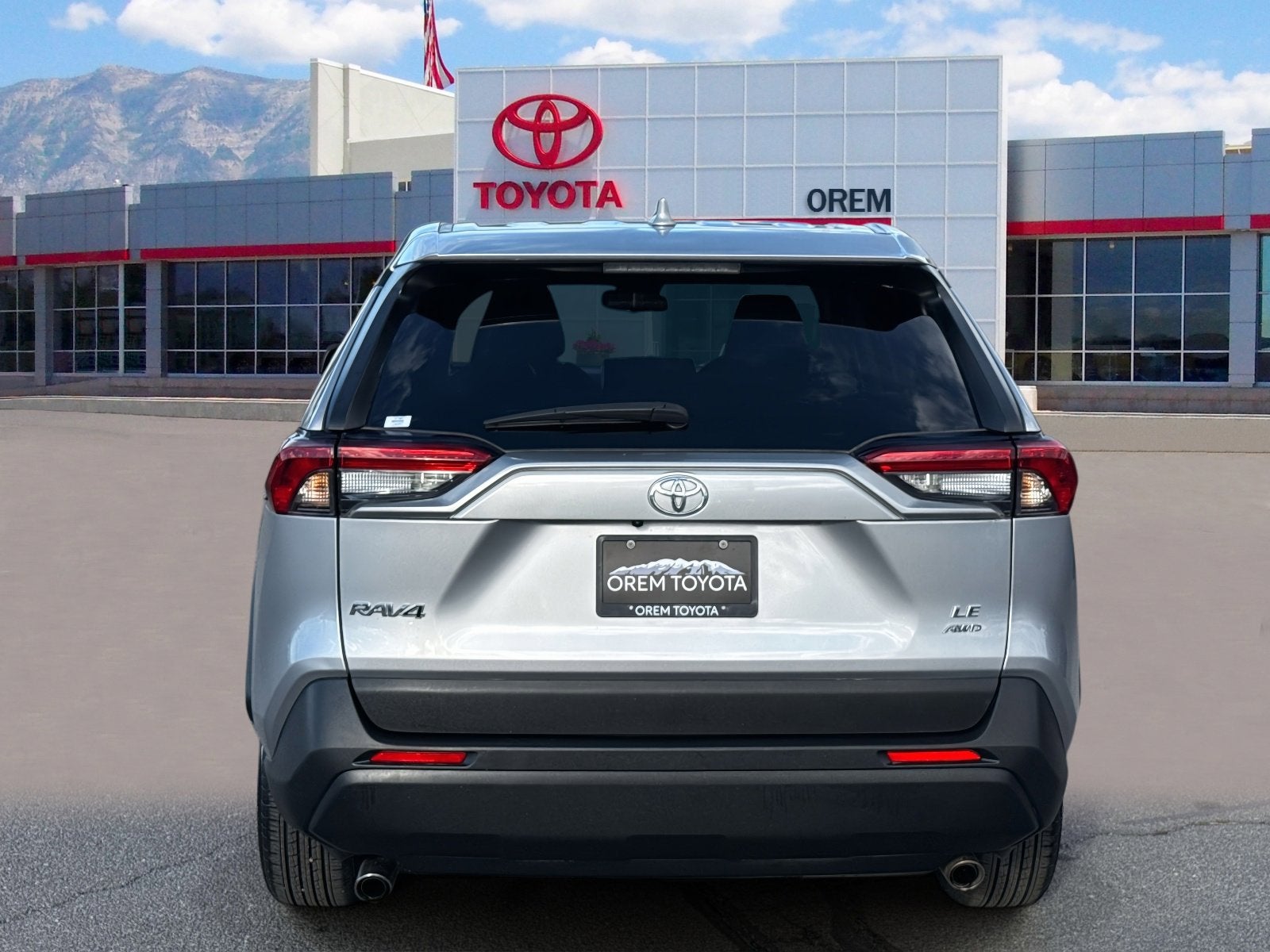 2024 Toyota RAV4 LE