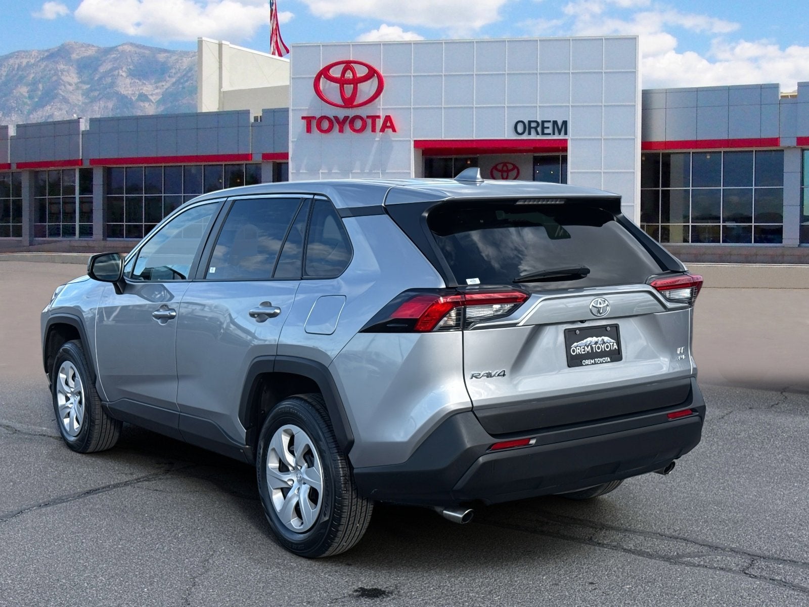 2024 Toyota RAV4 LE