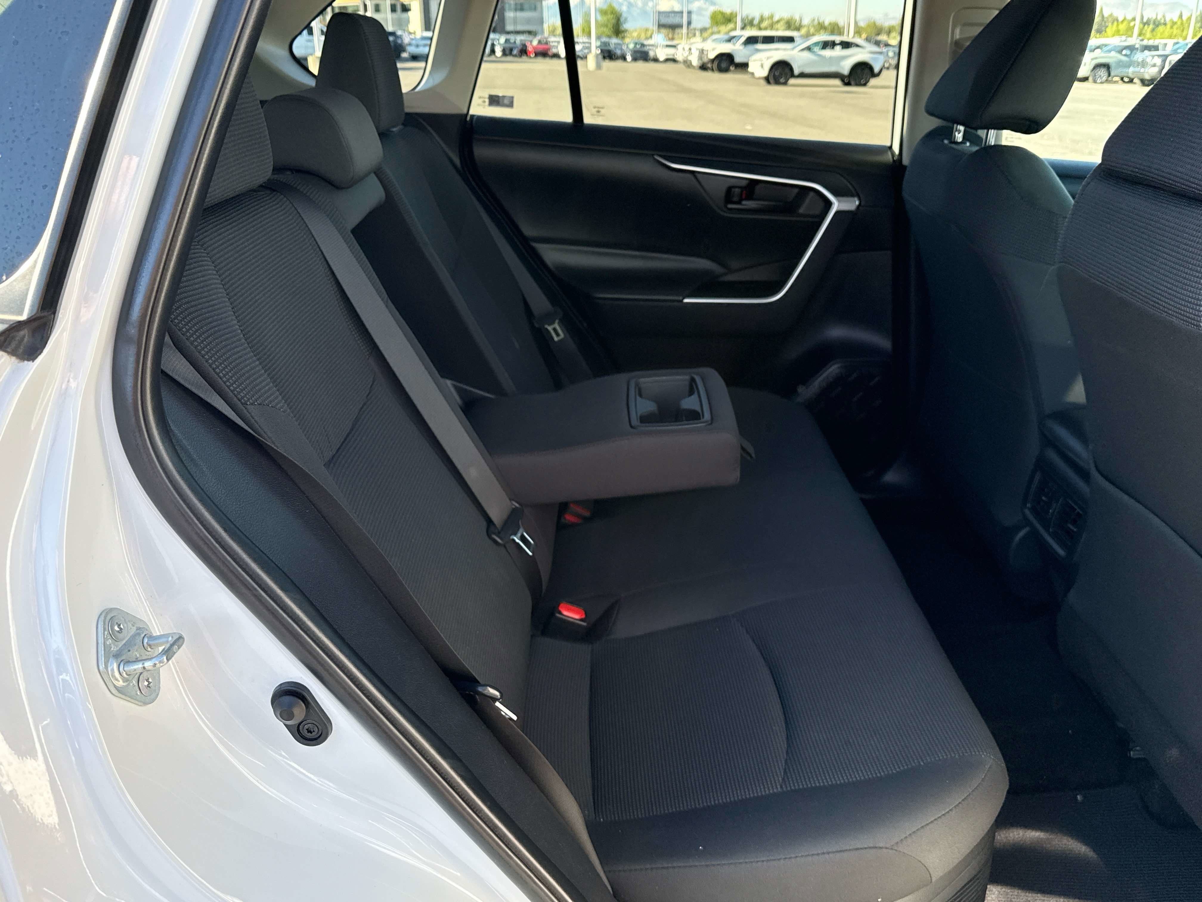2024 Toyota RAV4 HYBRID Hybrid LE