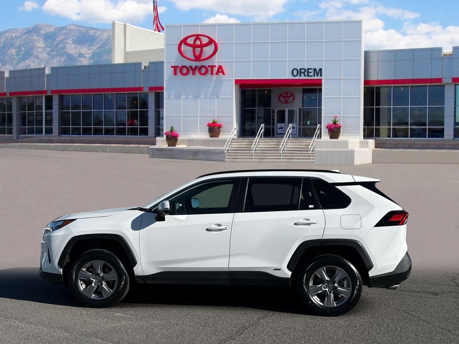 2024 Toyota RAV4 HYBRID Hybrid LE