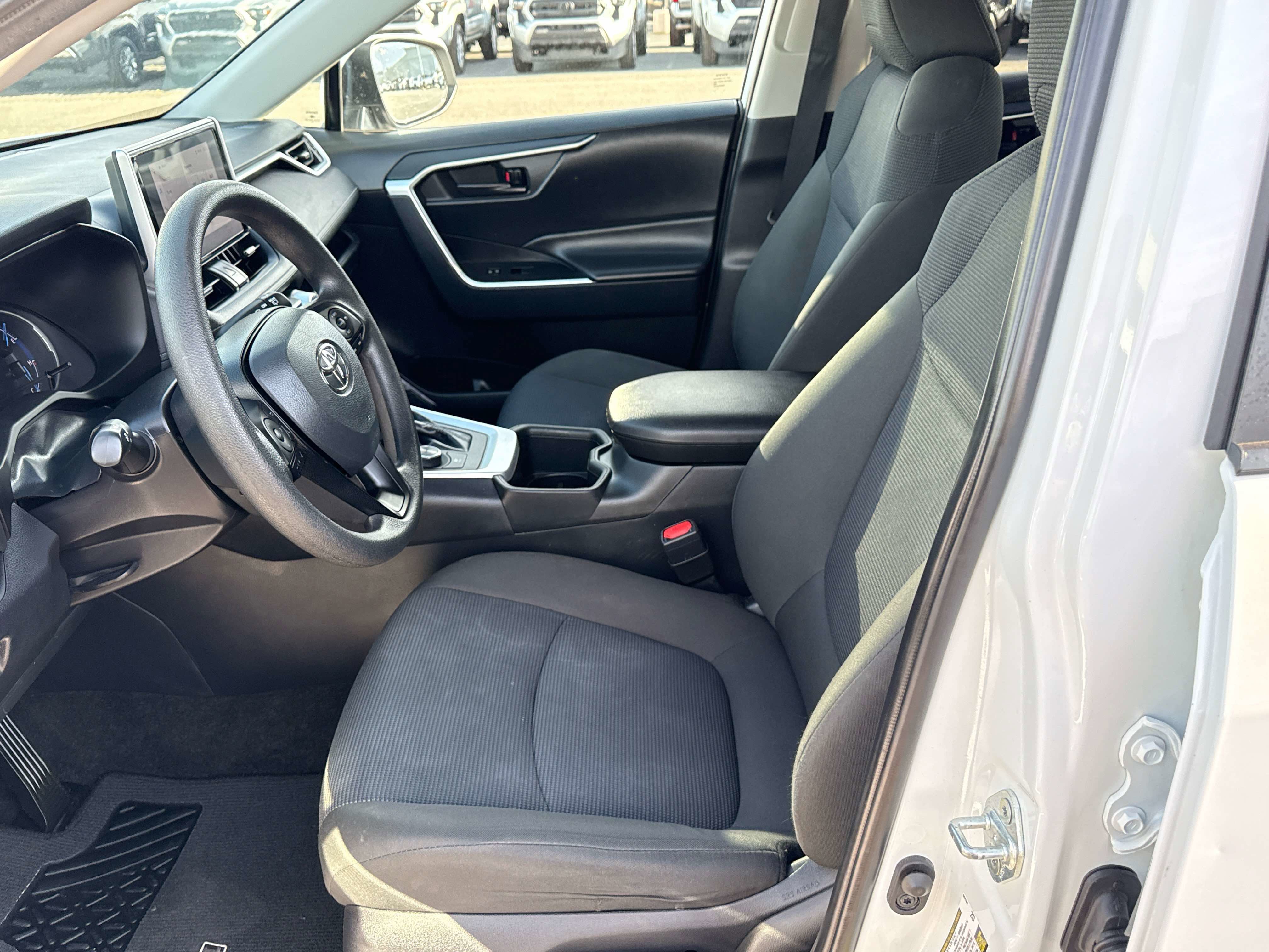 2024 Toyota RAV4 HYBRID Hybrid LE